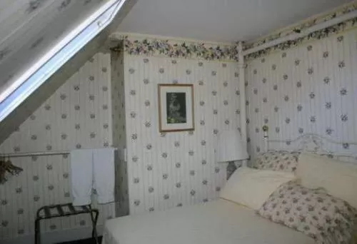 Bed in Woodstock Inn, Station and Brewery