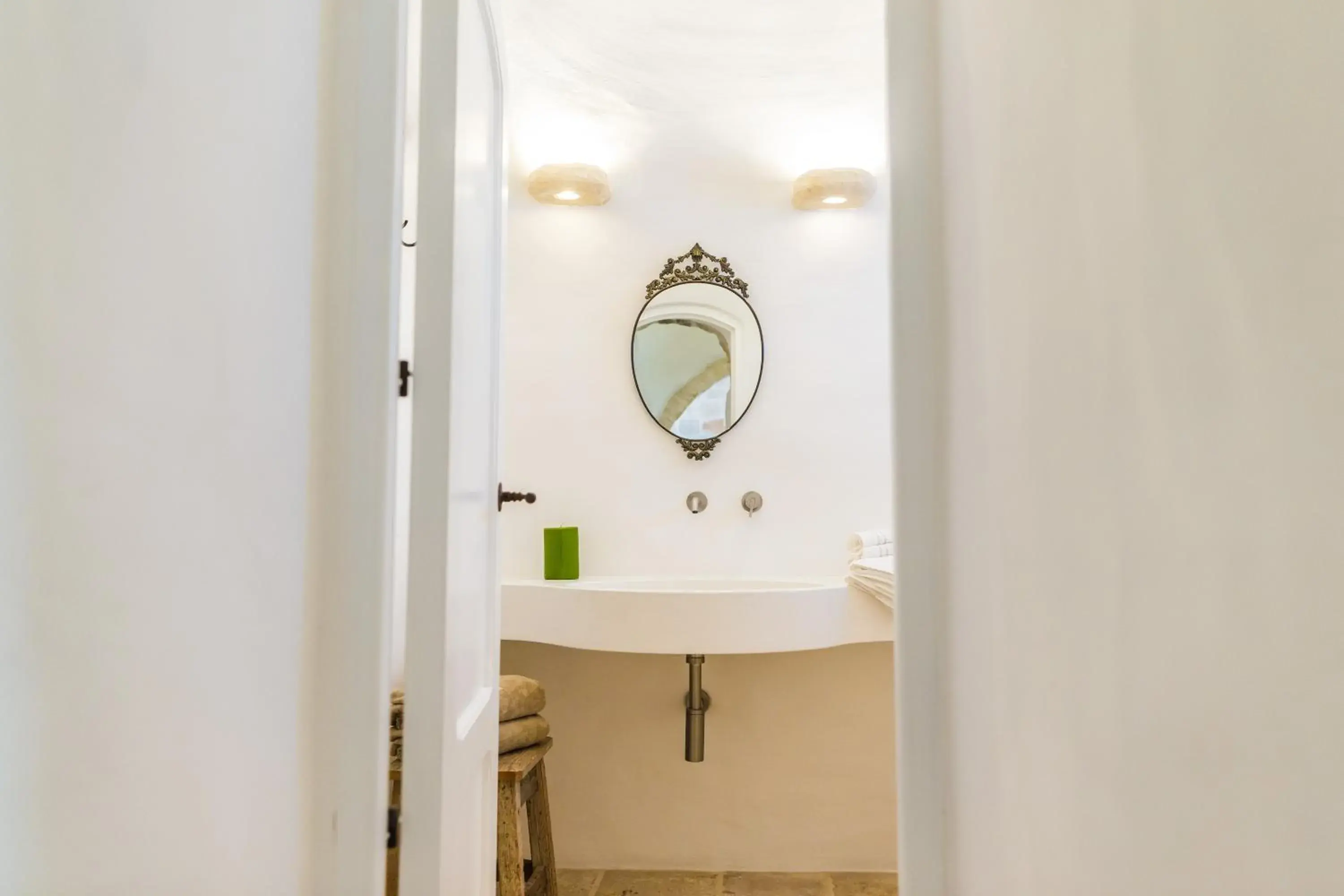 Bathroom in Borgo Canonica