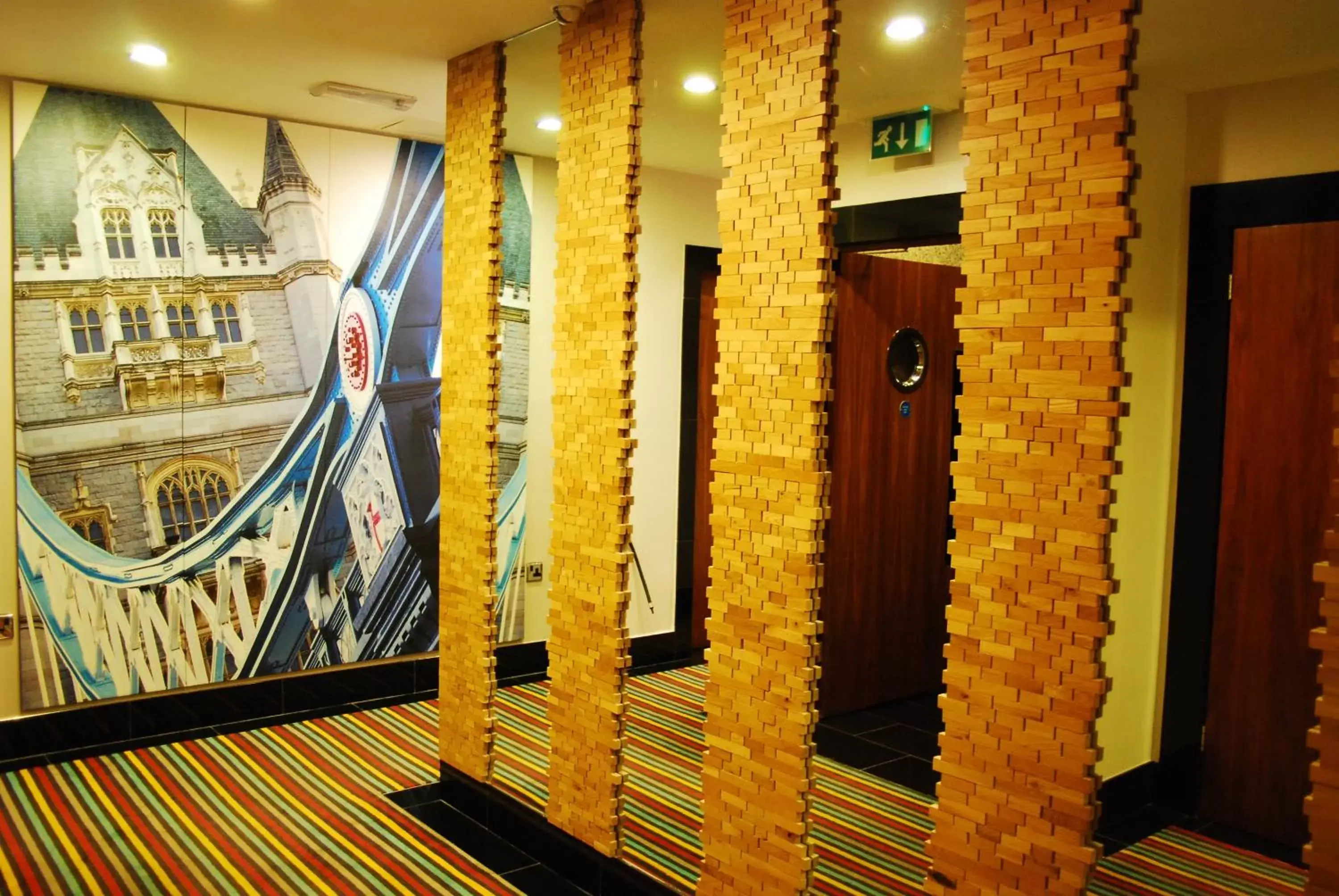 Lobby or reception in Hotel Indigo London Tower Hill, an IHG Hotel