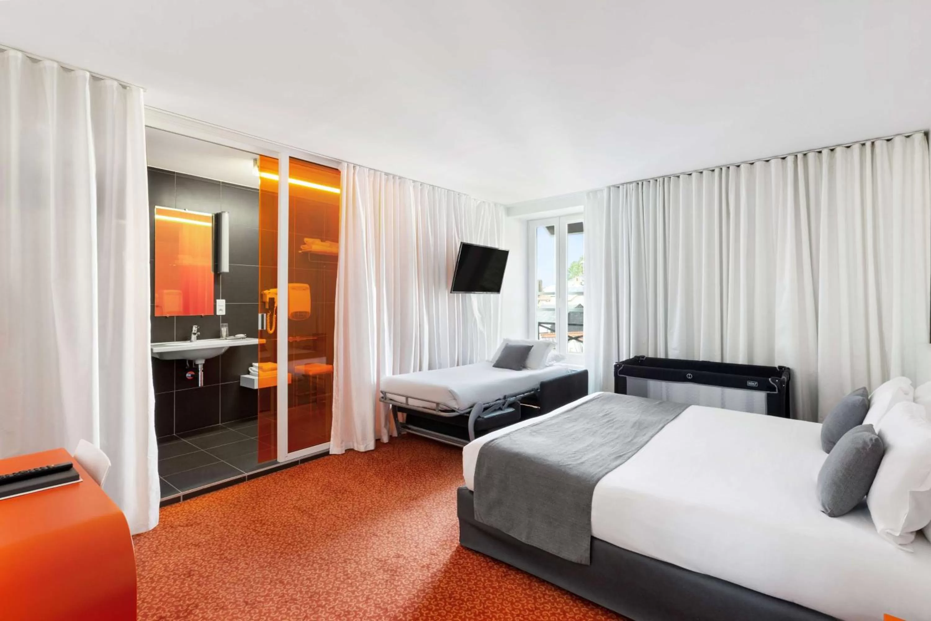 Bed in Best Western Hotel San Benedetto