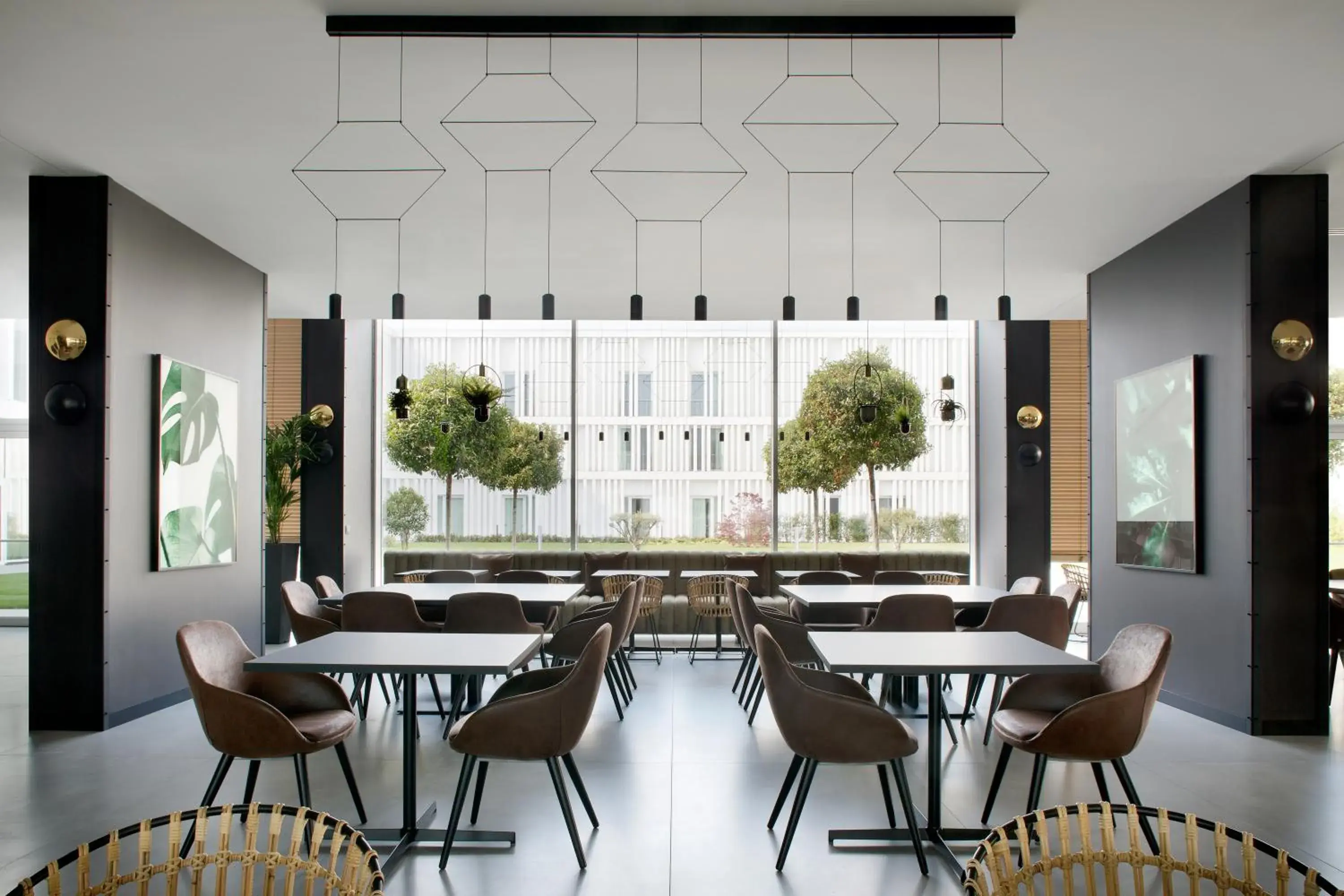 Restaurant/places to eat in J Hotel Restaurant/places to eat in J Hotel