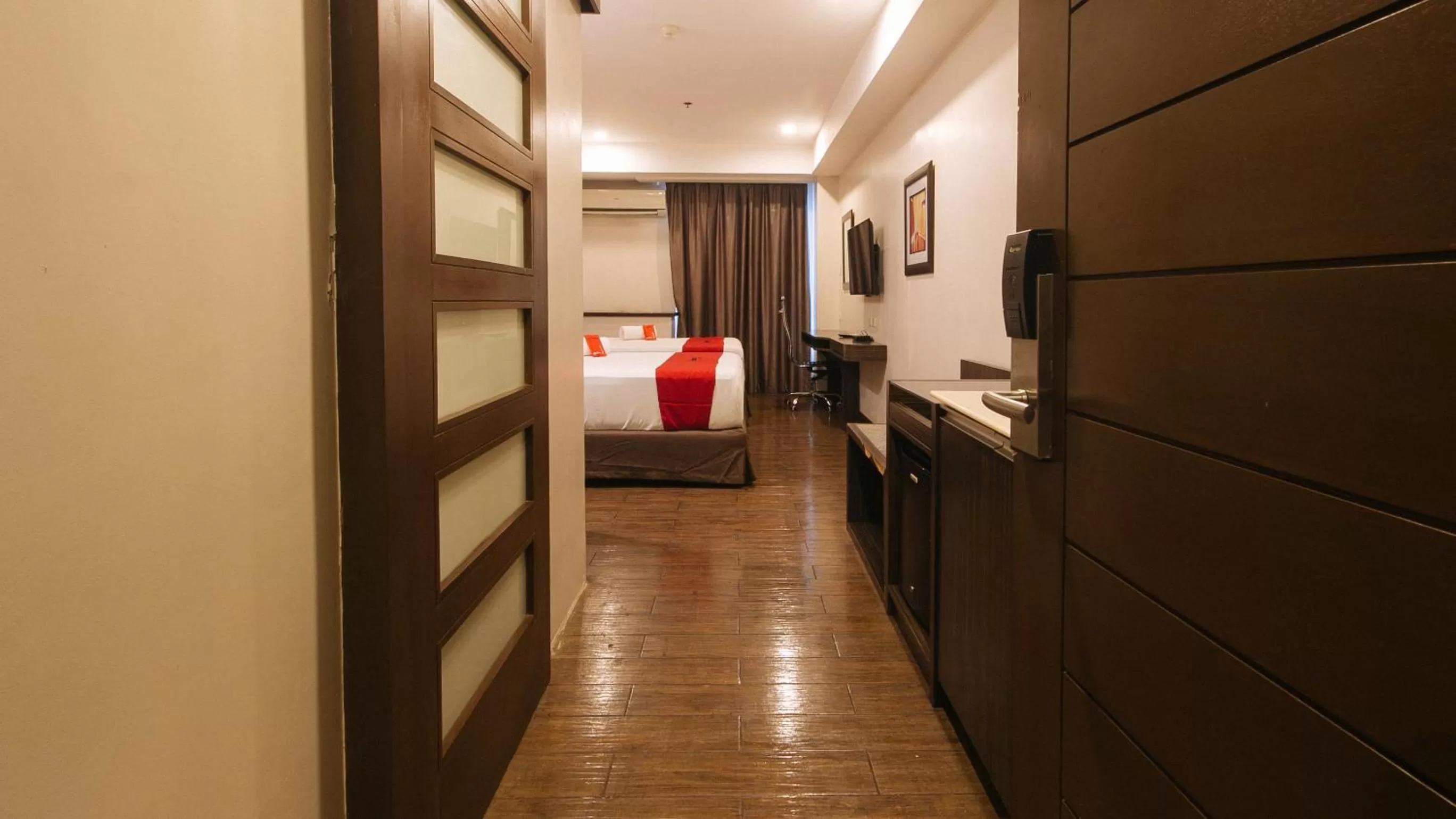 Photo of the whole room, Bed in RedDoorz Premium @ West Avenue Quezon City