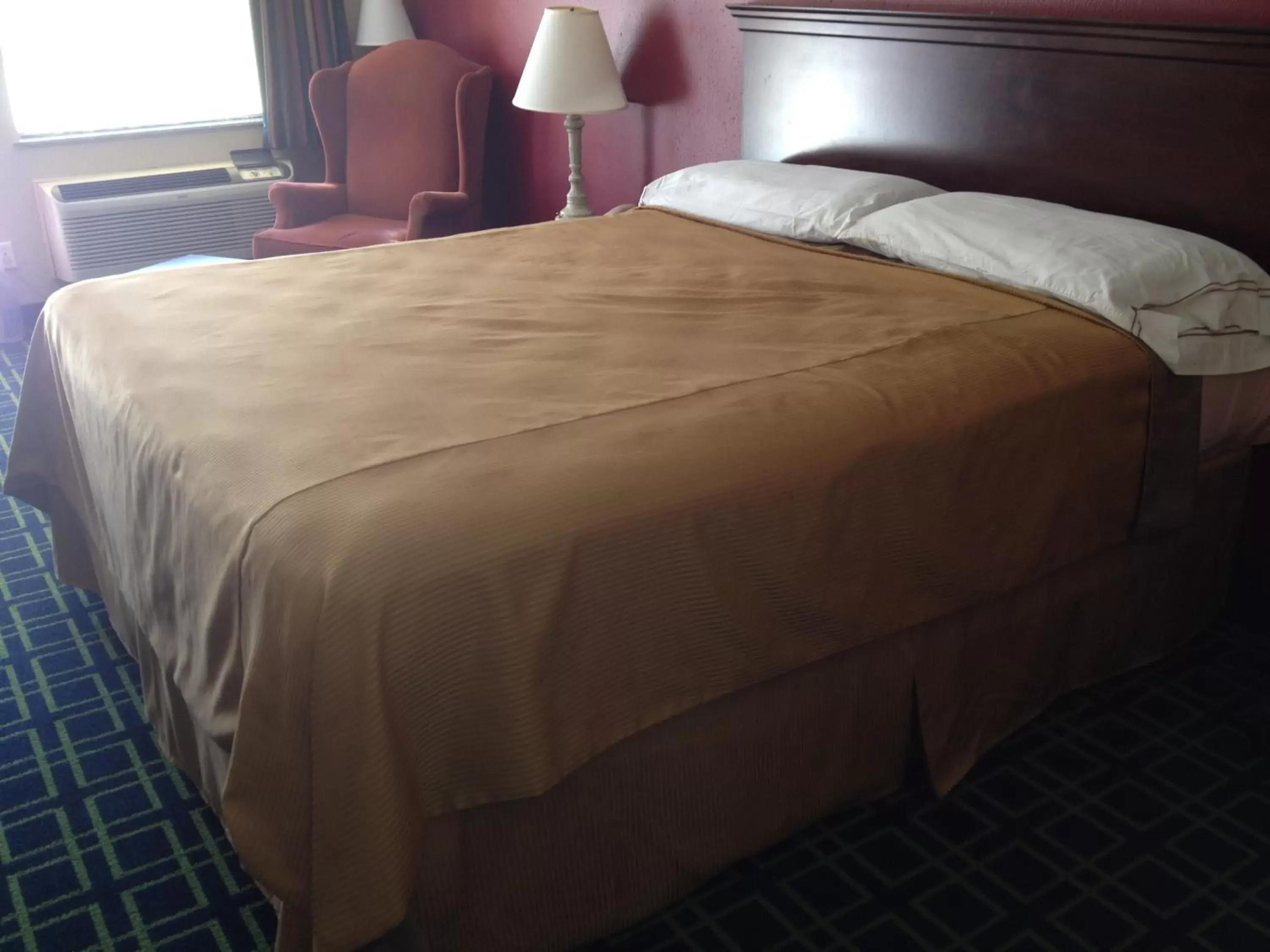 Bed in Motel 6-Freeport, TX
