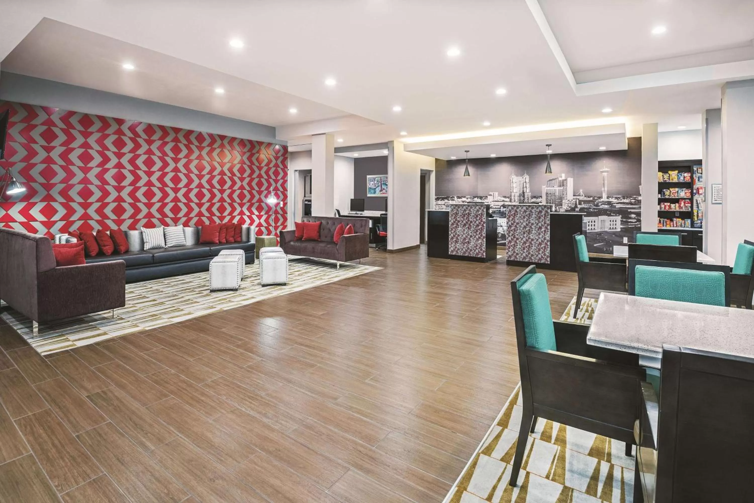 Lobby or reception in La Quinta by Wyndham San Antonio by Frost Bank Center