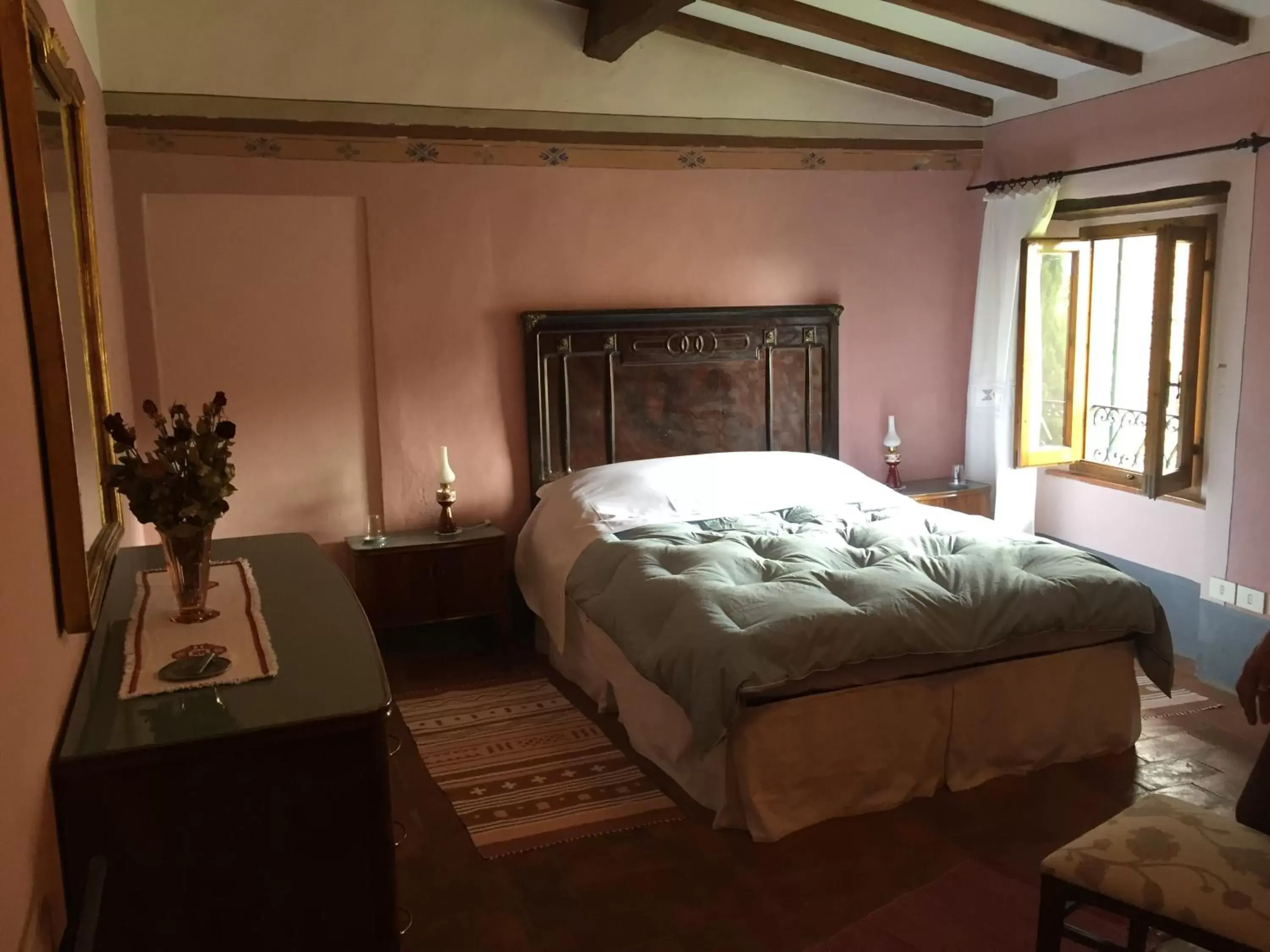 Photo of the whole room, Bed in antica casa "le rondini"