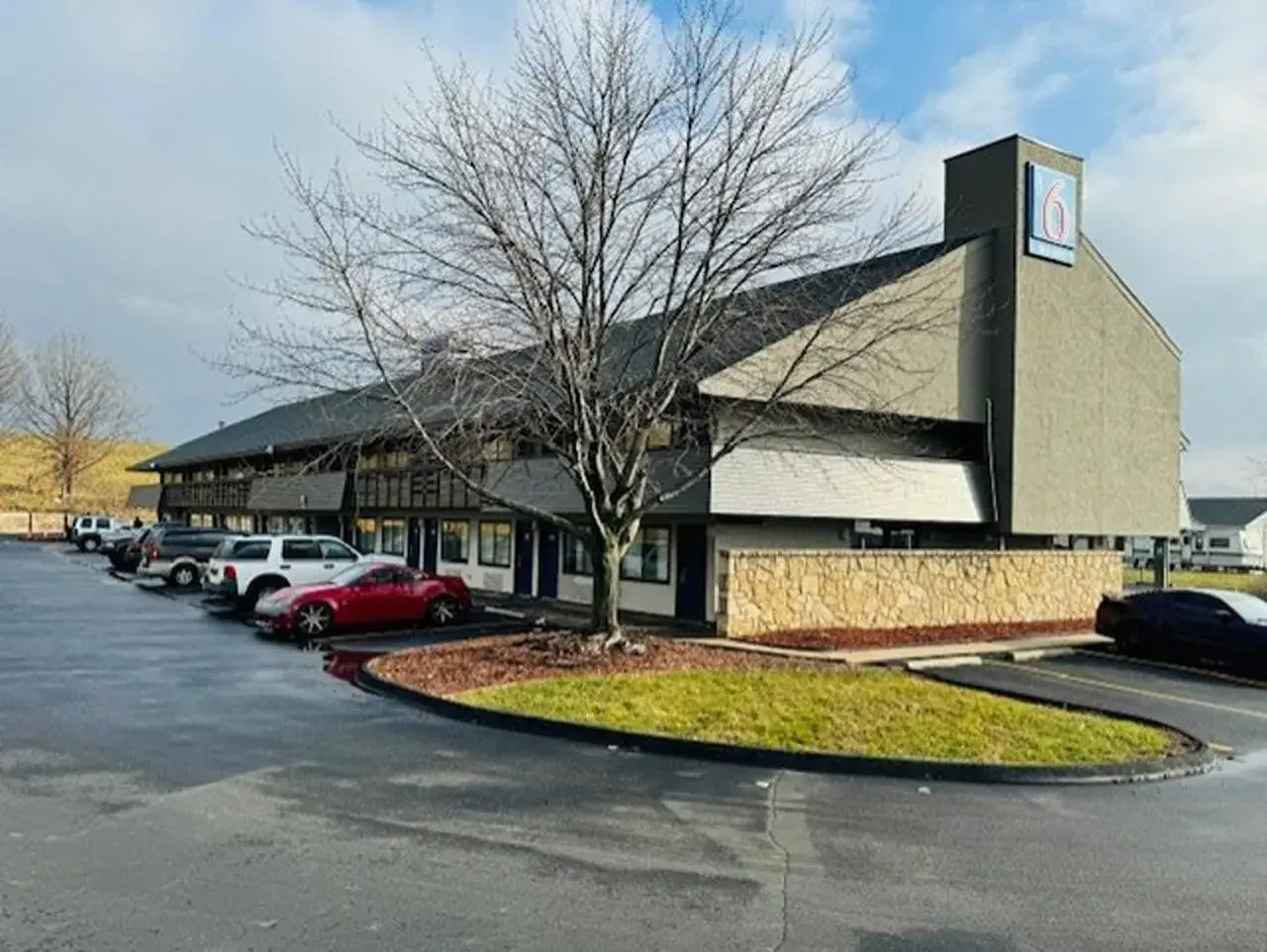 Property building in Motel 6-Cedar Rapids, IA Property building in Motel 6-Cedar Rapids, IA