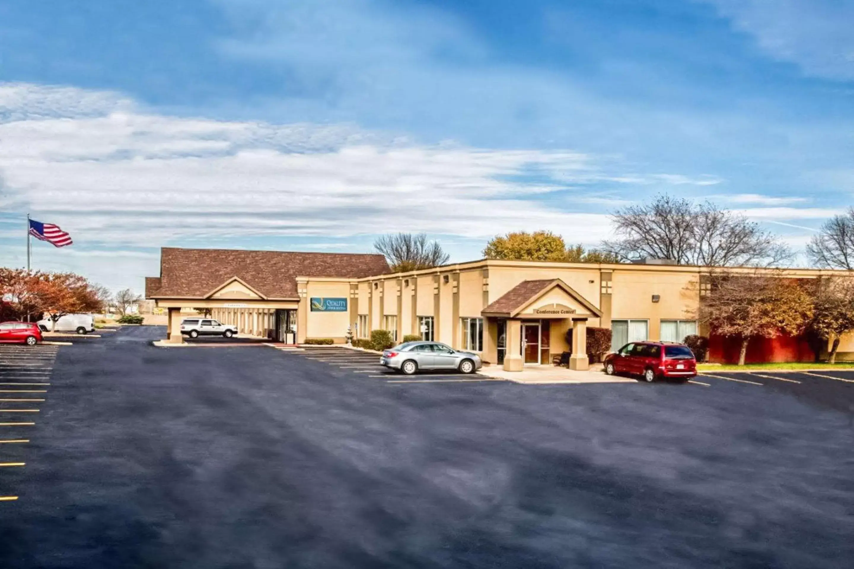 Property Building in Quality Inn Fort Dodge