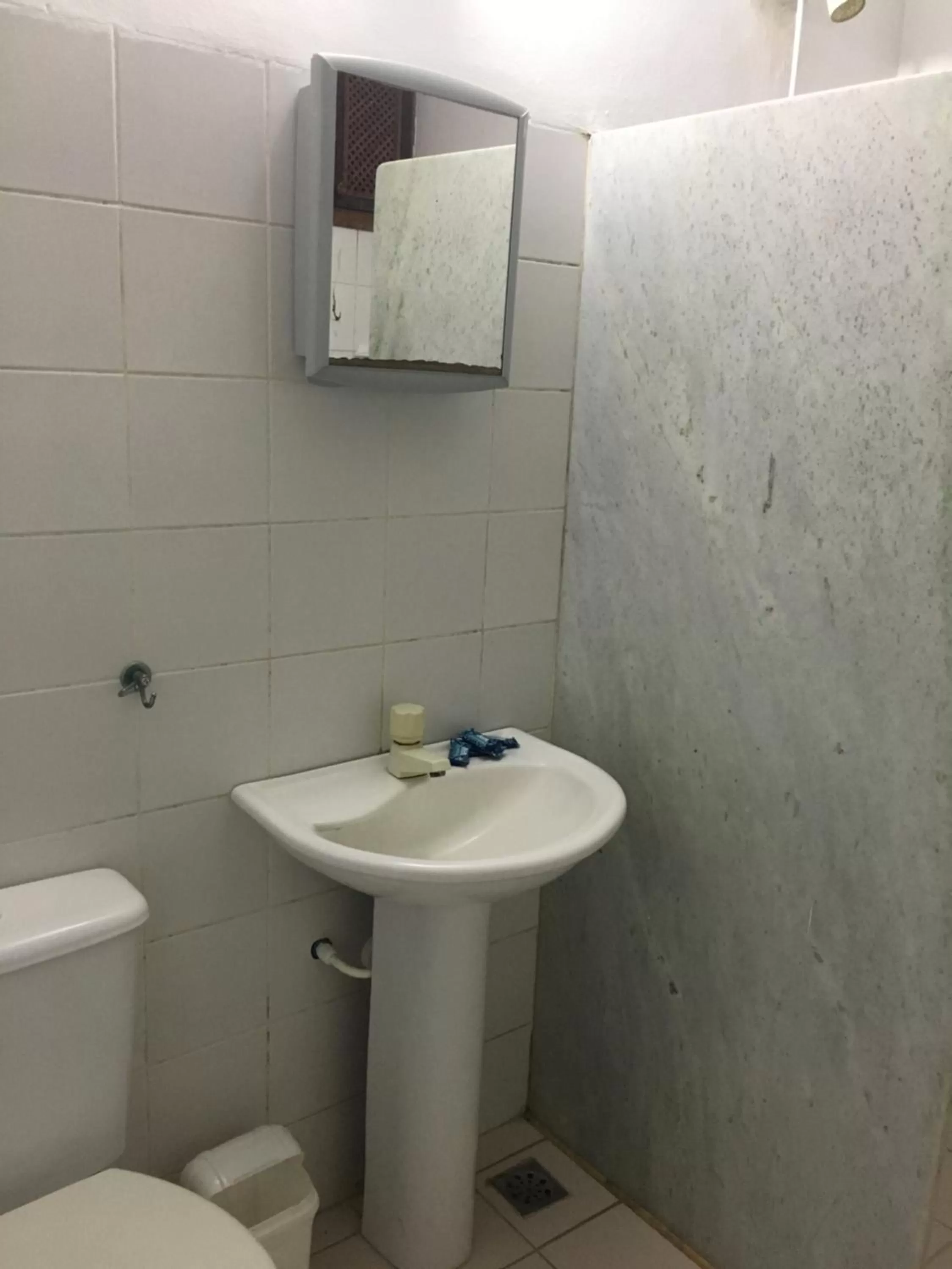 Bathroom in Pousada Saint Germain