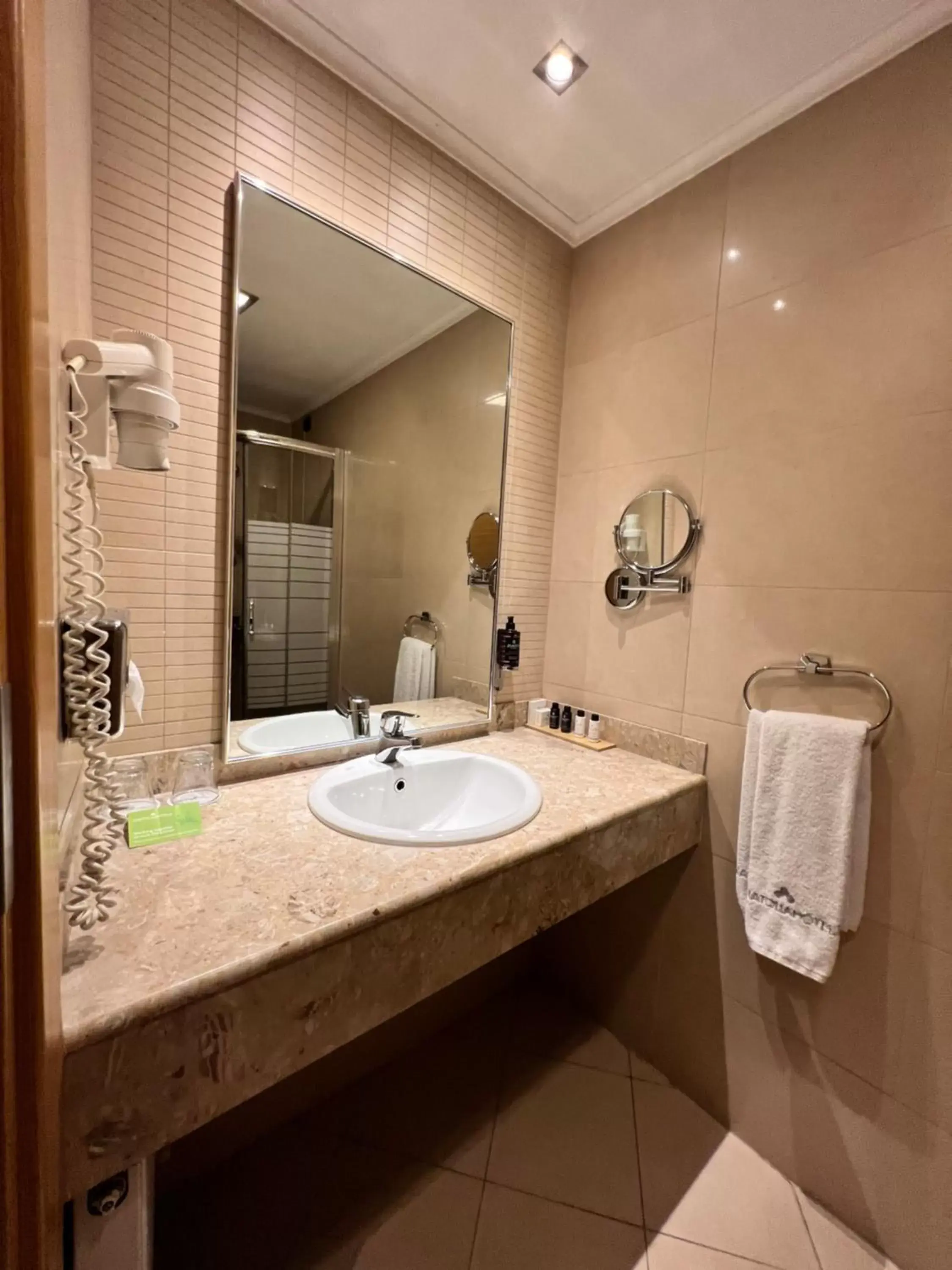 Bathroom in Anatolia Hotel