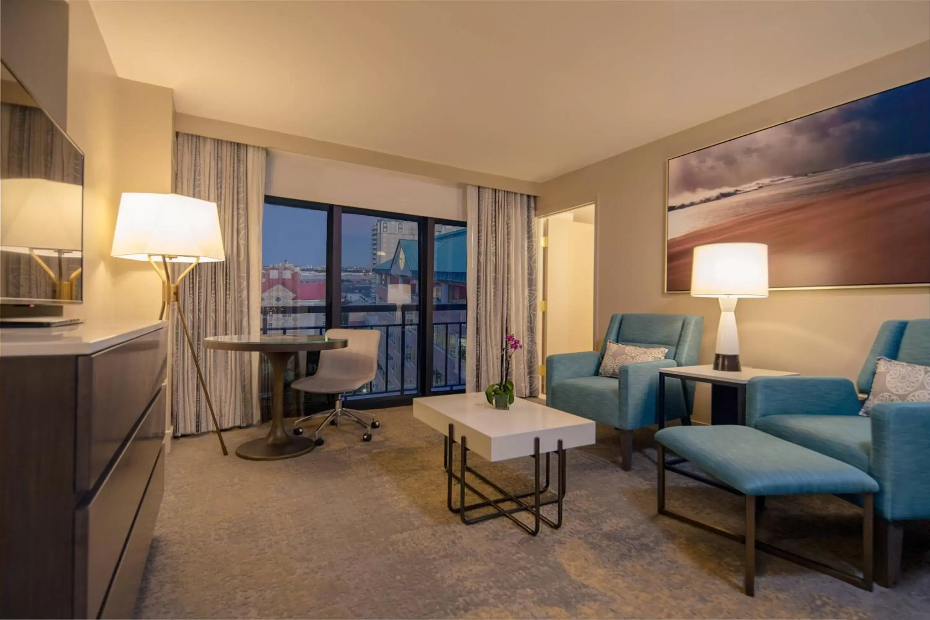 Living room, Seating Area in The Westin Tampa Waterside