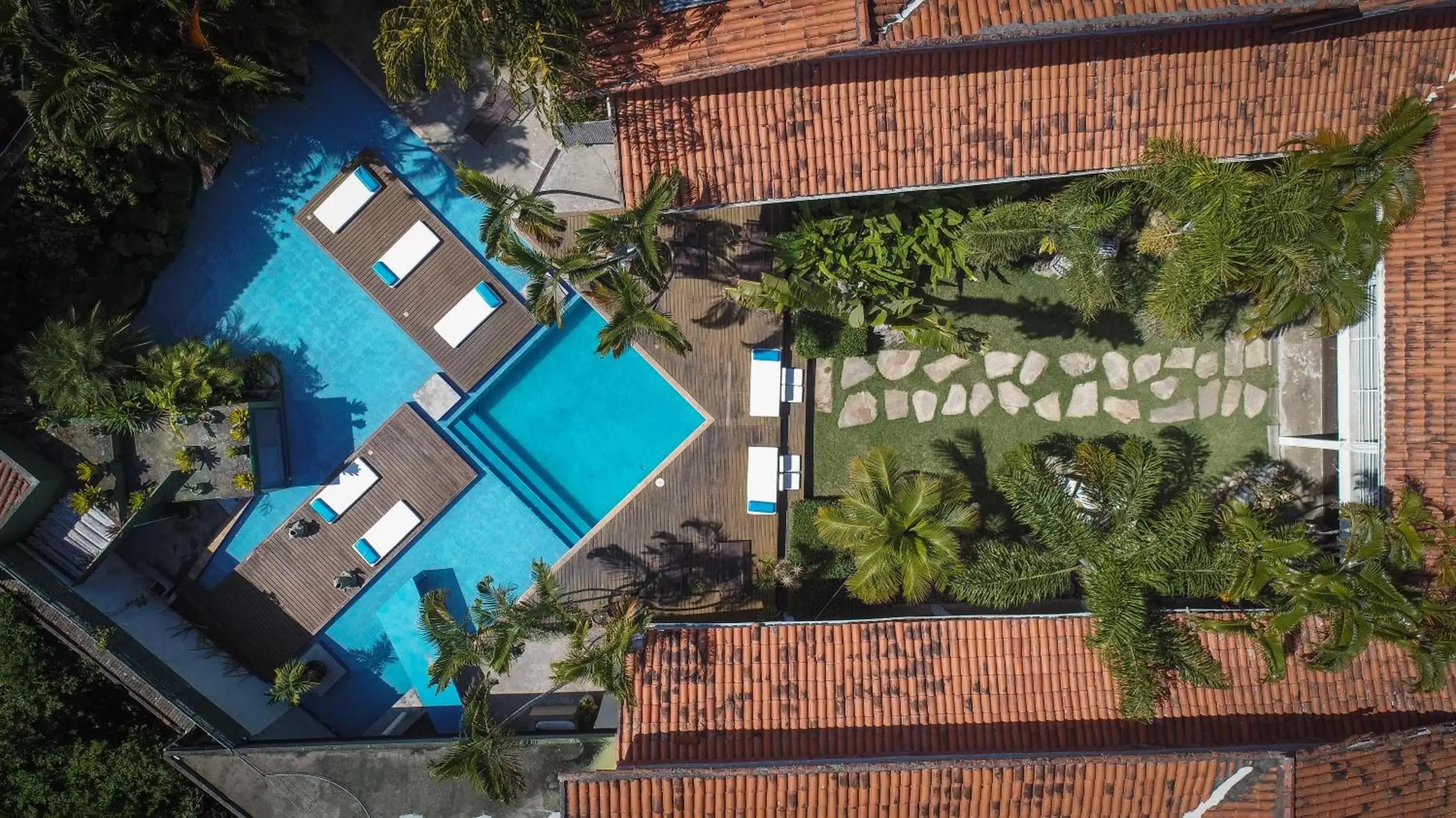 Bird's-eye View in Armação dos Búzios Pousada Design