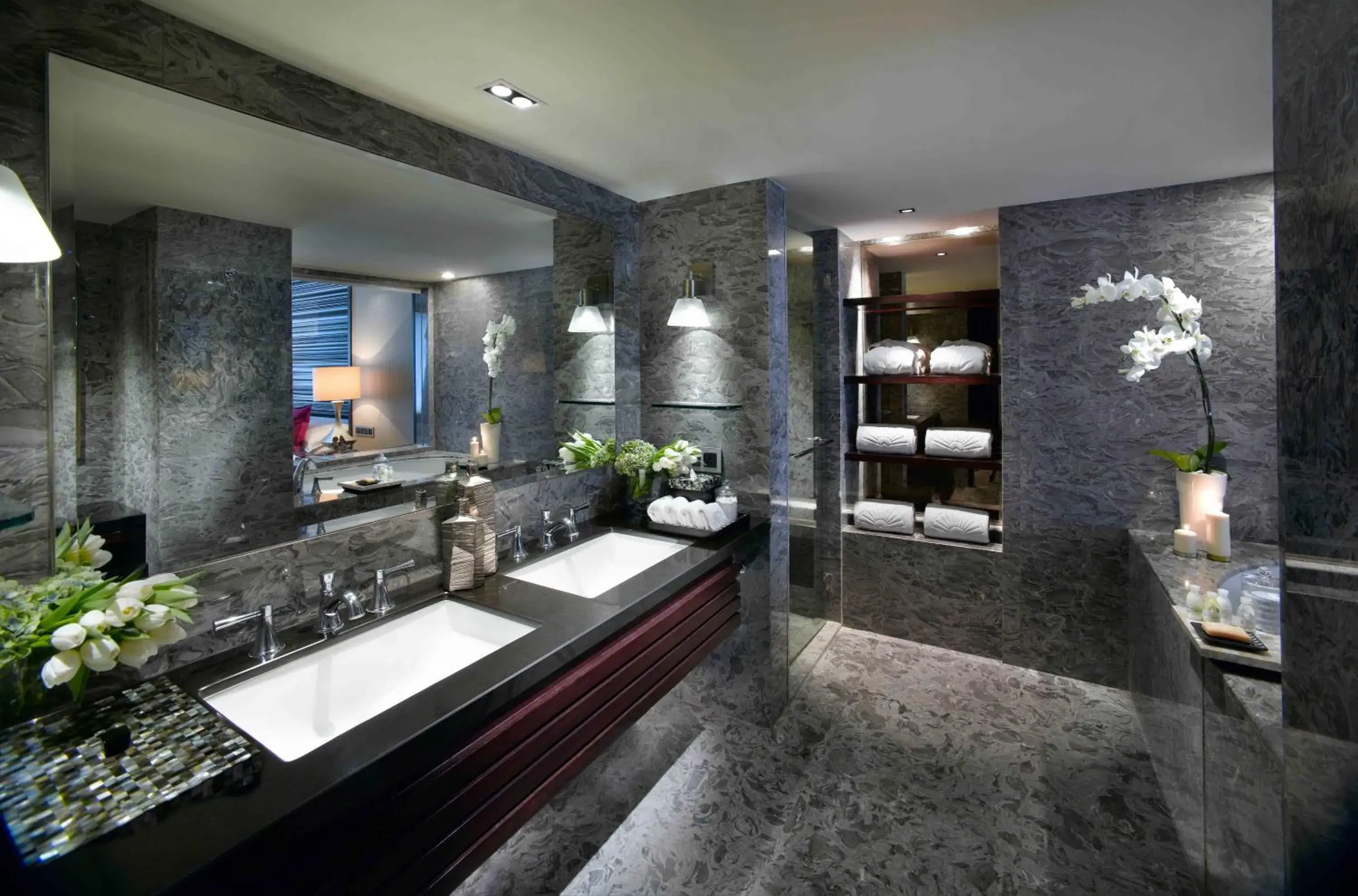 Bathroom, Lobby/Reception in Mandarin Oriental Jakarta