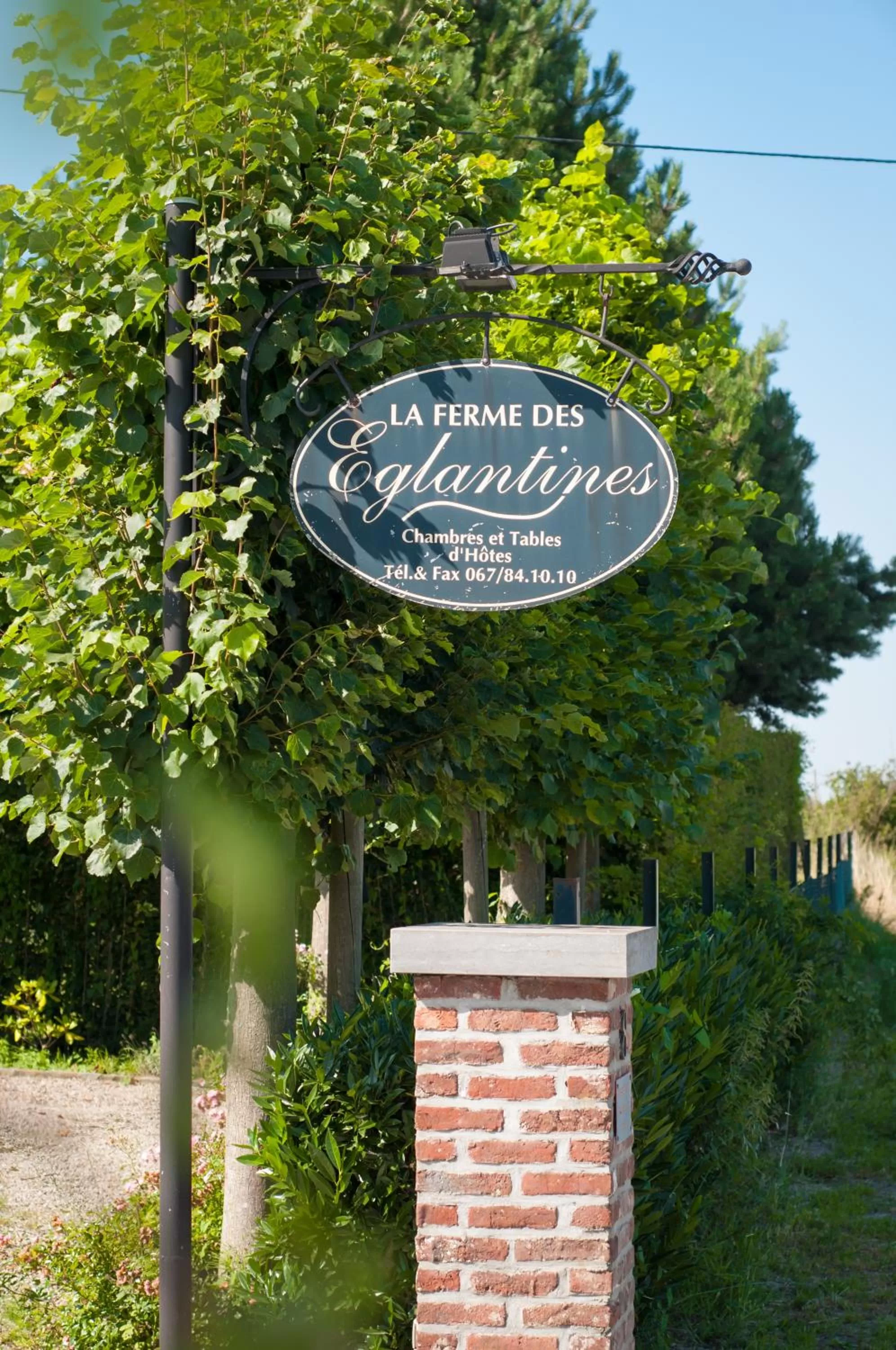 Facade/entrance in La Ferme Des Eglantines