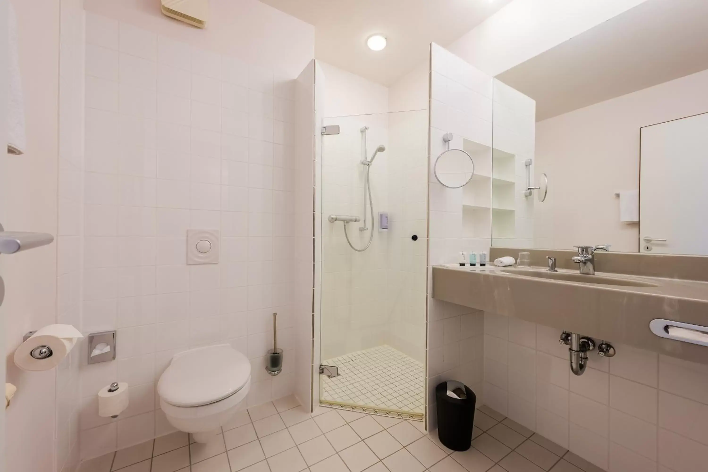Bathroom in Hotel Alte Werft