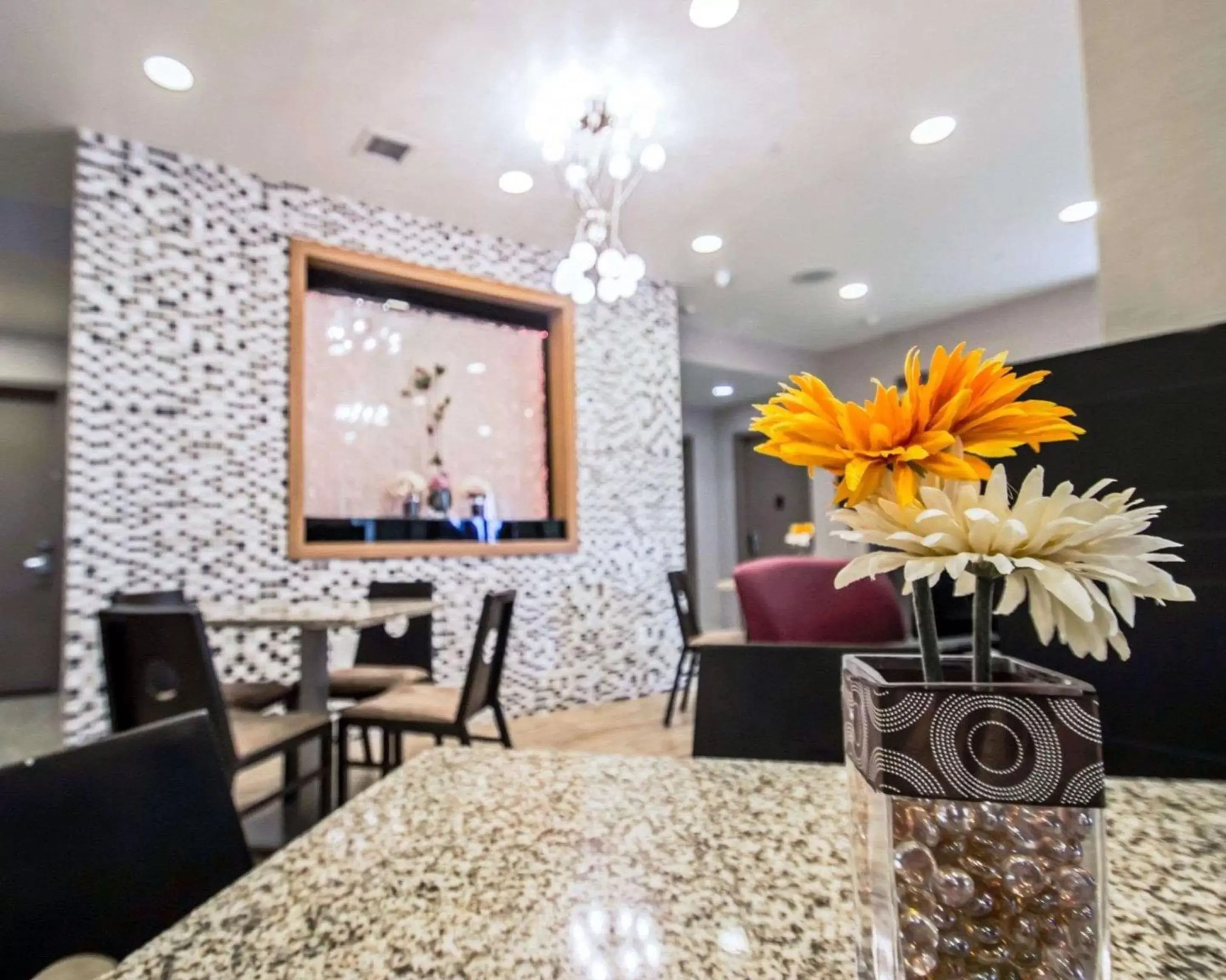 Restaurant/places to eat, Lobby/Reception in Comfort Inn Manhattan - Midtown West