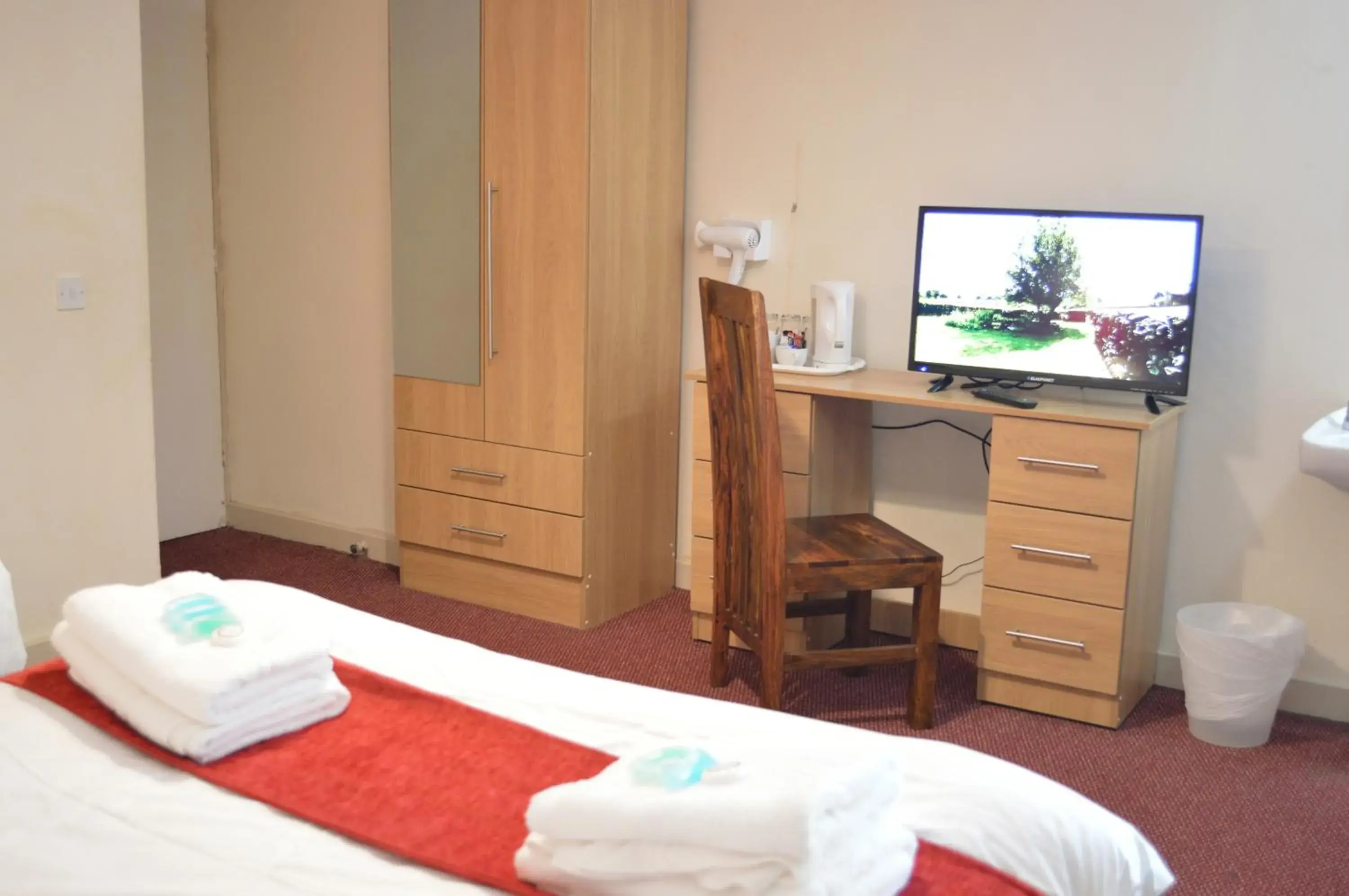 View (from property/room), Bed in Hotel Express Newcastle Gateshead View (from property/room), Bed in Hotel Express Newcastle Gateshead