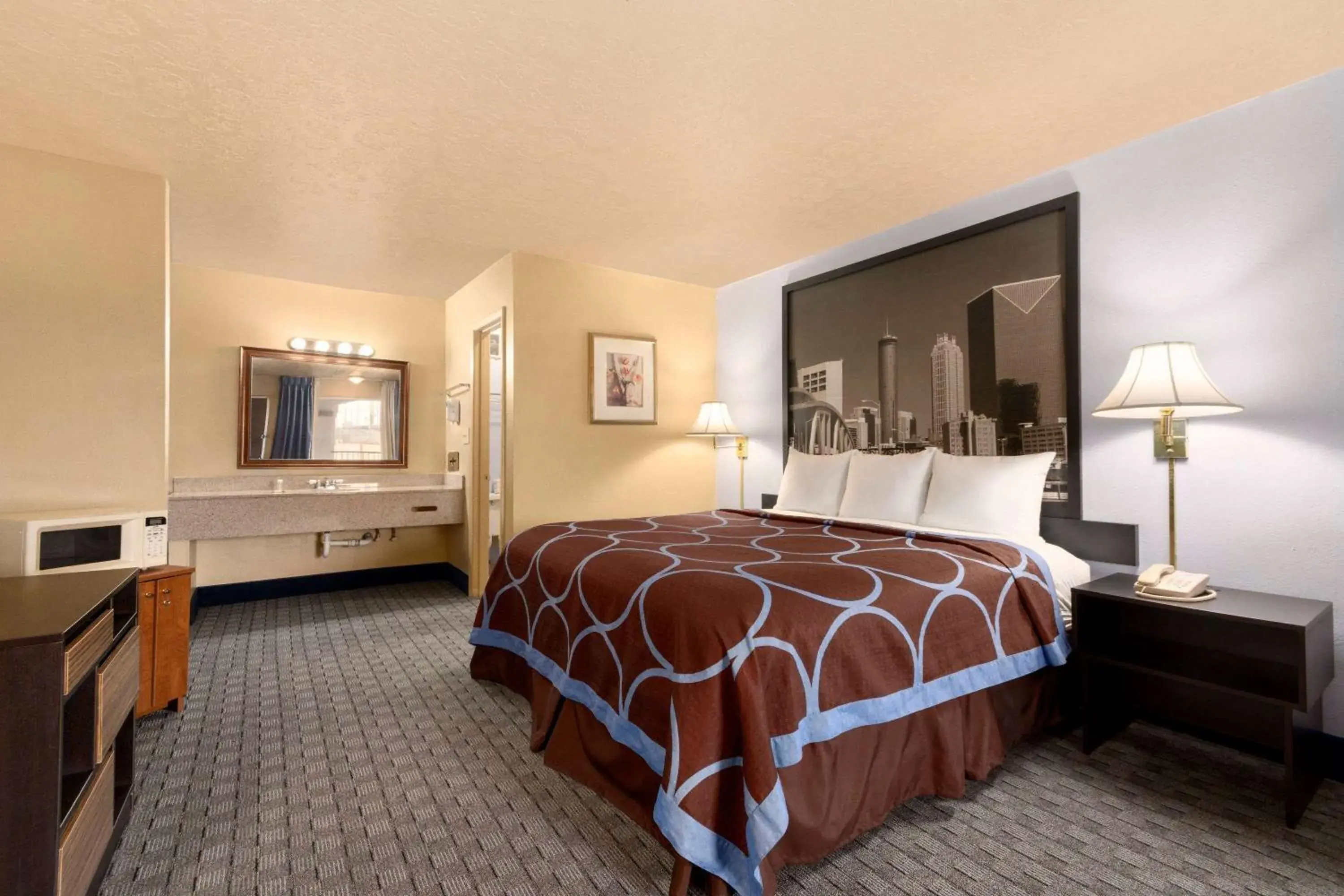 Photo of the whole room, Bed in Super 8 by Wyndham College Park/Atlanta Airport West