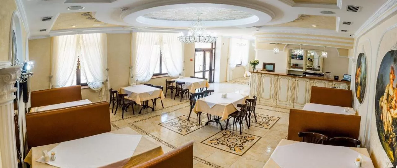 Restaurant/Places to Eat in Mon Plaisir