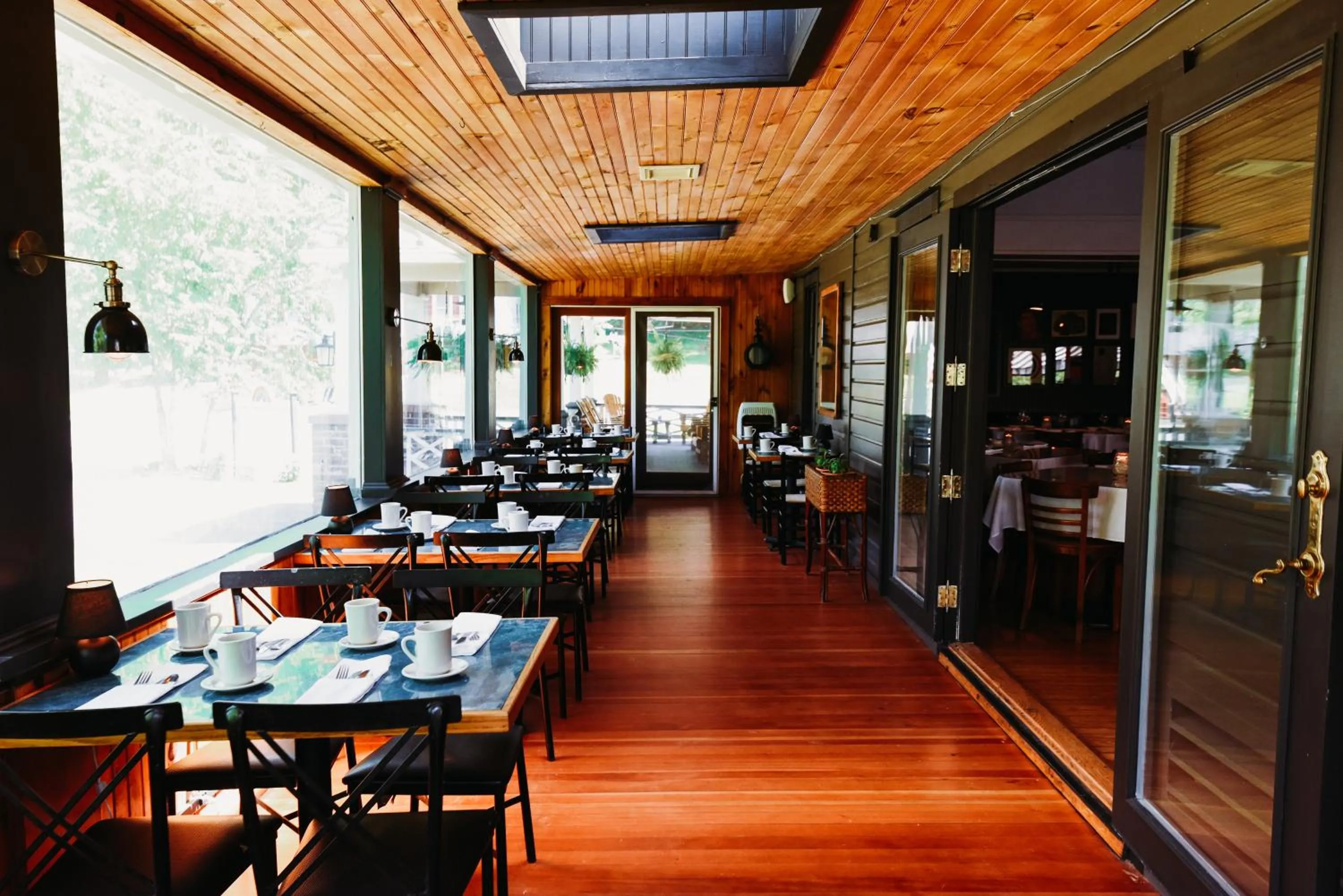 Restaurant/places to eat in Rainbow Mountain Resort - LGBTQ Friendly