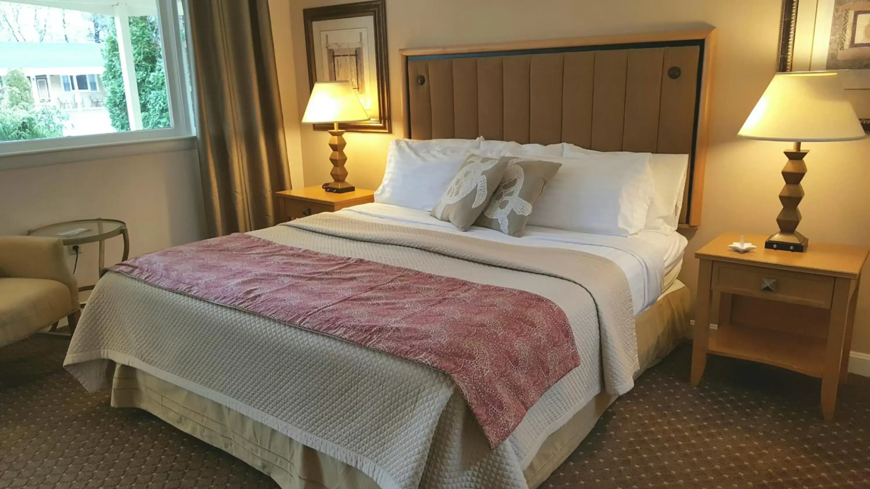 Bed in Starlight Lodge Cape Cod