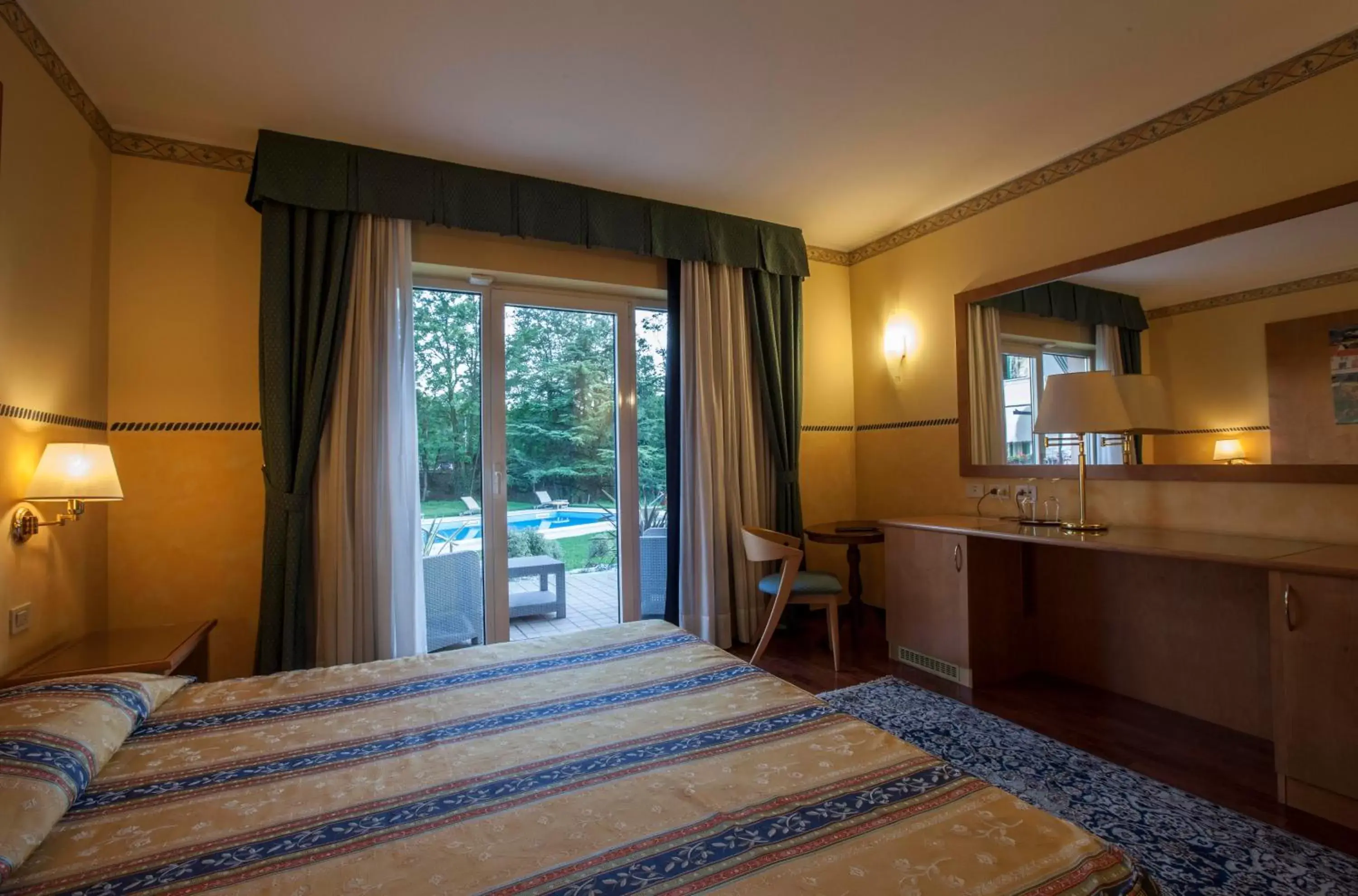 Bedroom, Bed in Hotel Al Ponte