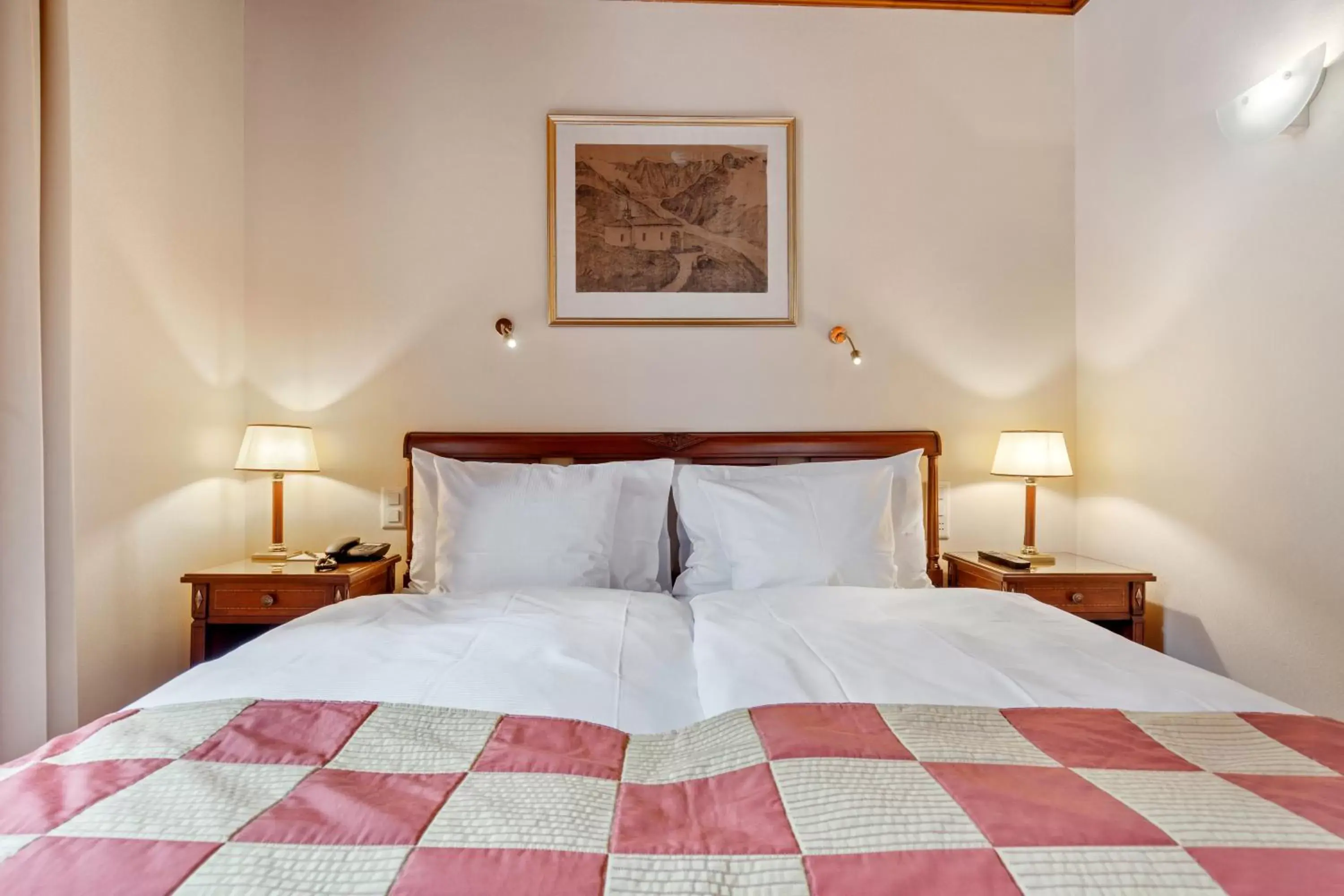 Bedroom, Bed in Grand Hotel Zermatterhof