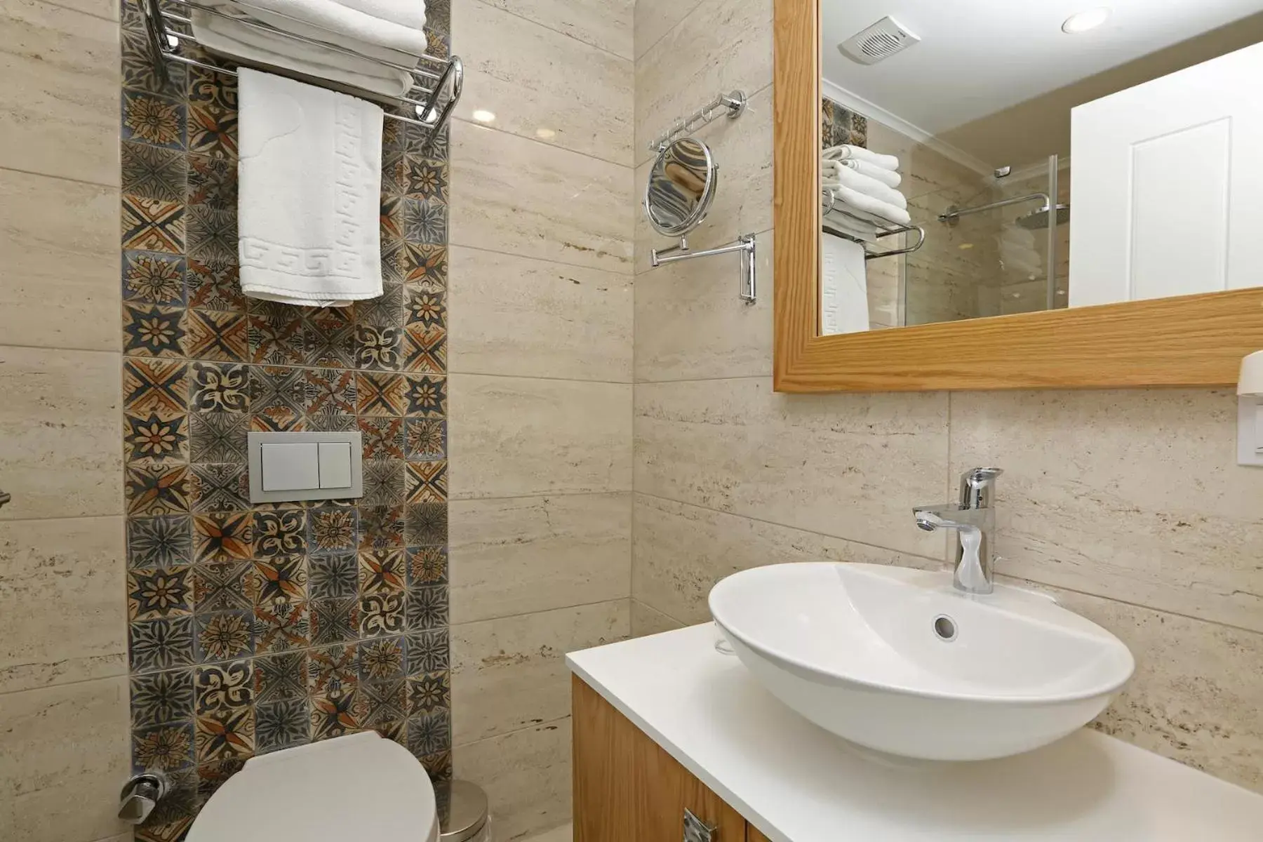 Bathroom in Payam Hotel