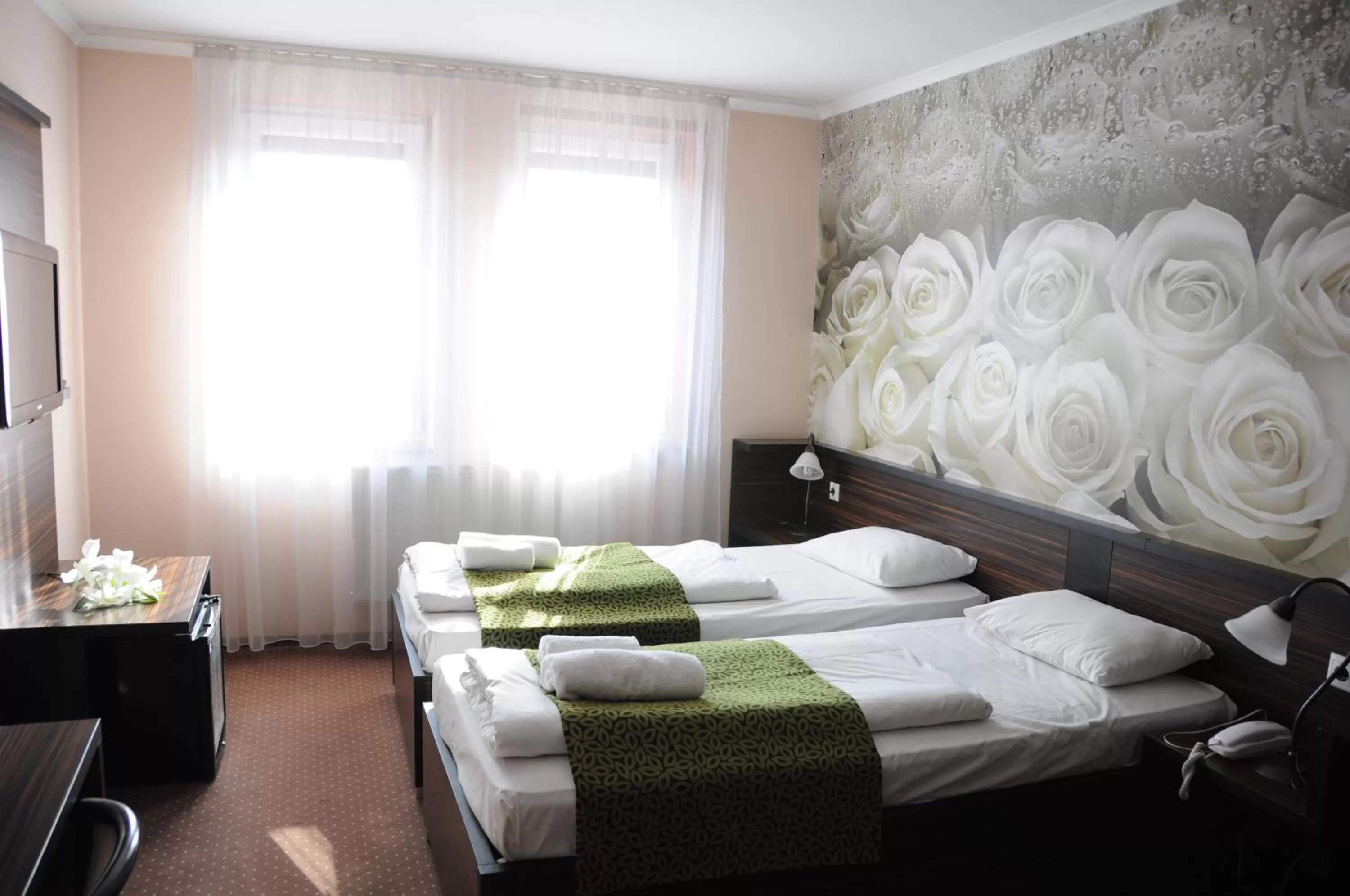 Bed in Green Hotel Budapest