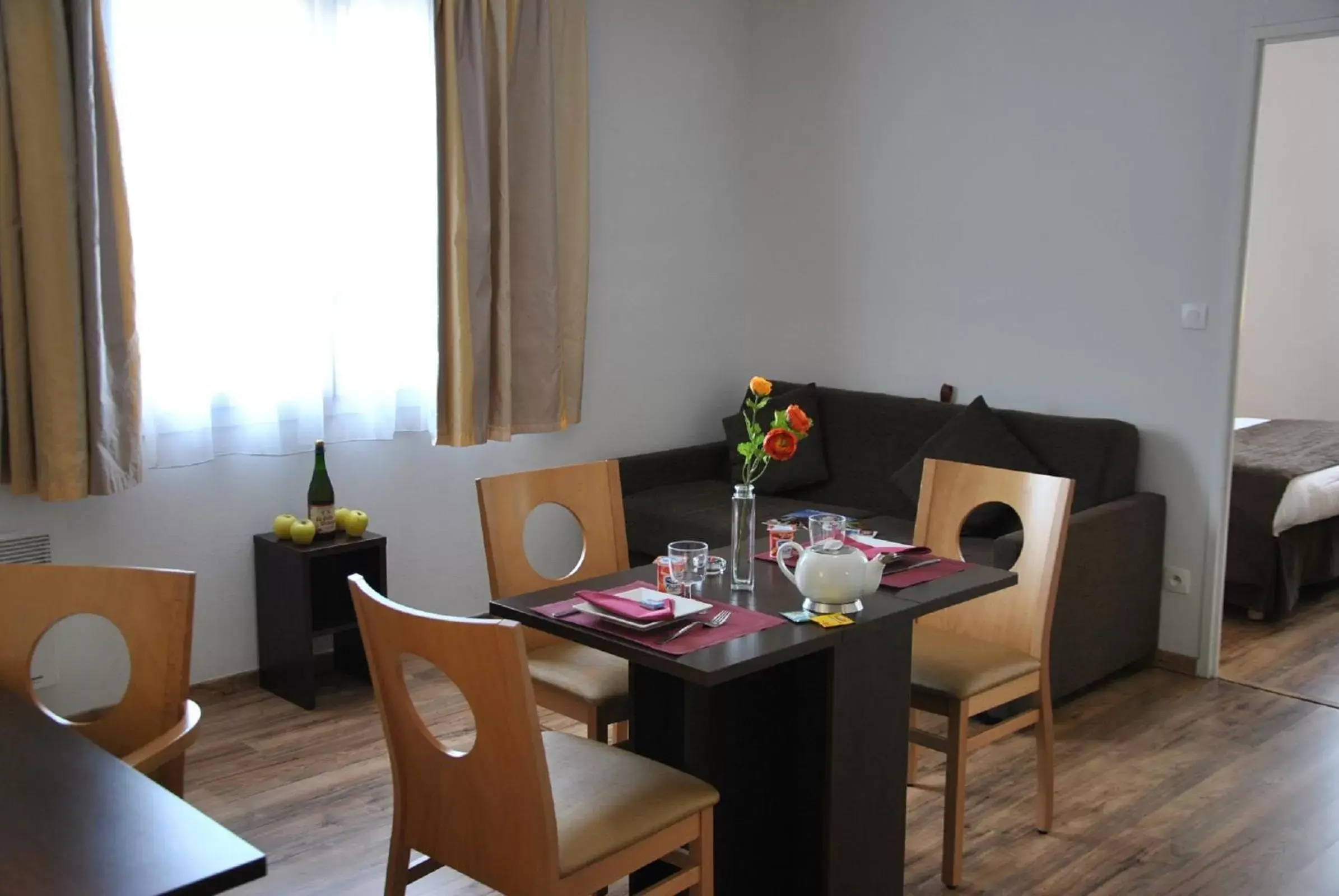 Living room, Dining Area in Séjours & Affaires Caen Le Clos Beaumois