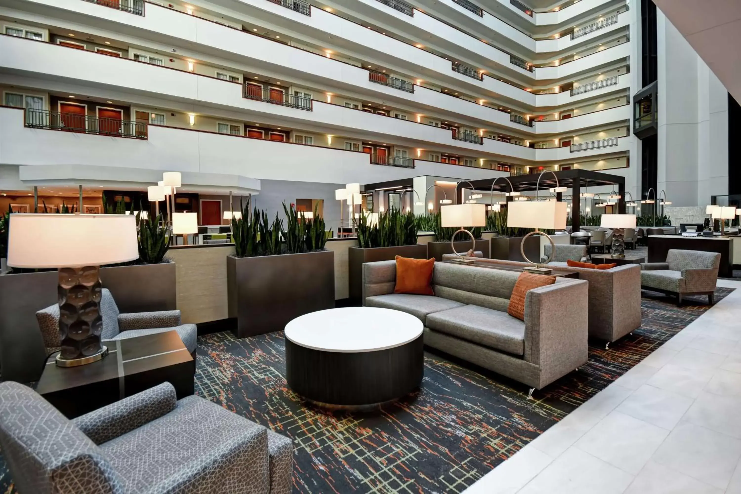 Lobby or reception in Embassy Suites Little Rock