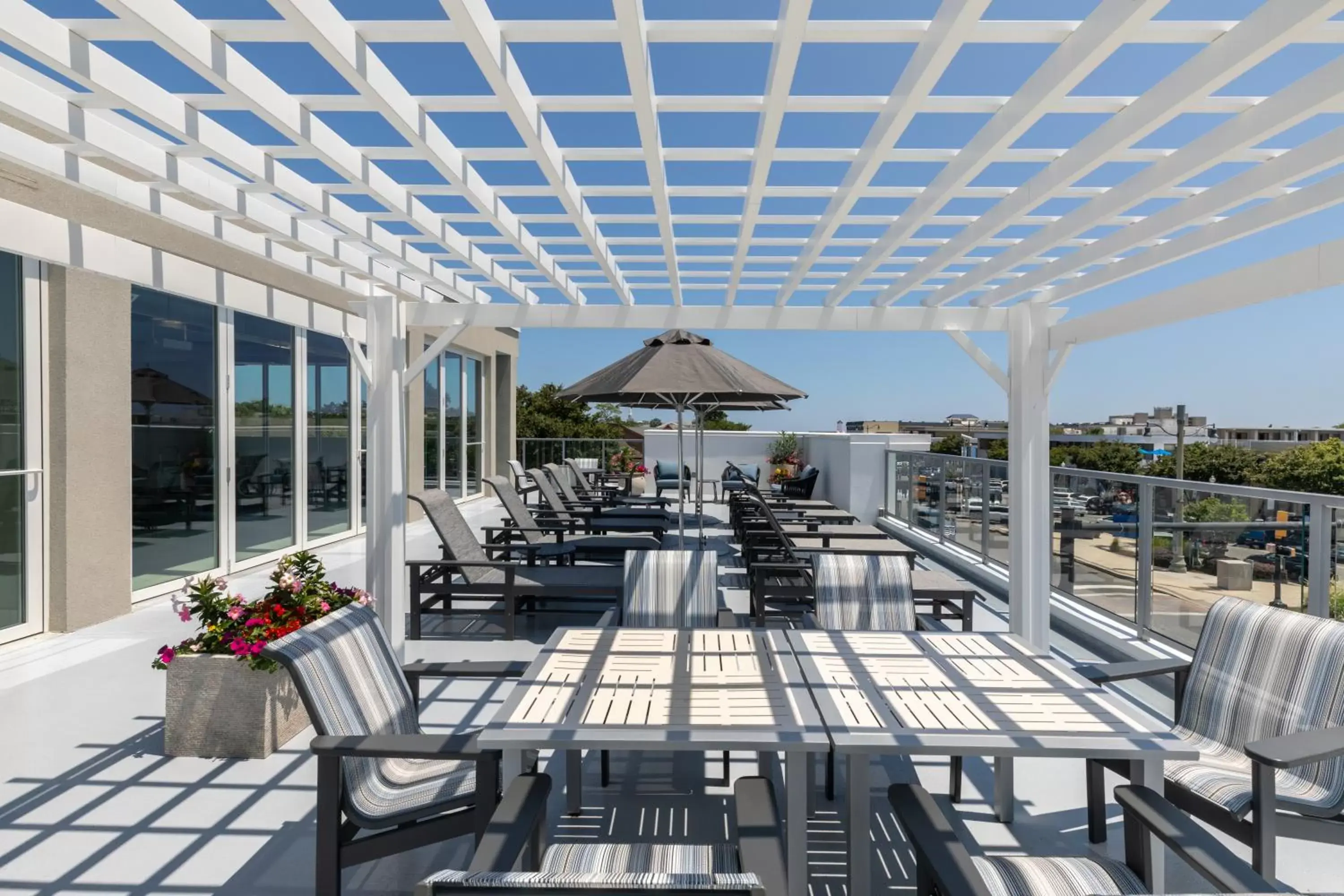 Patio, Restaurant/Places to Eat in Coast Rehoboth Beach, Tapestry Collection By Hilton
