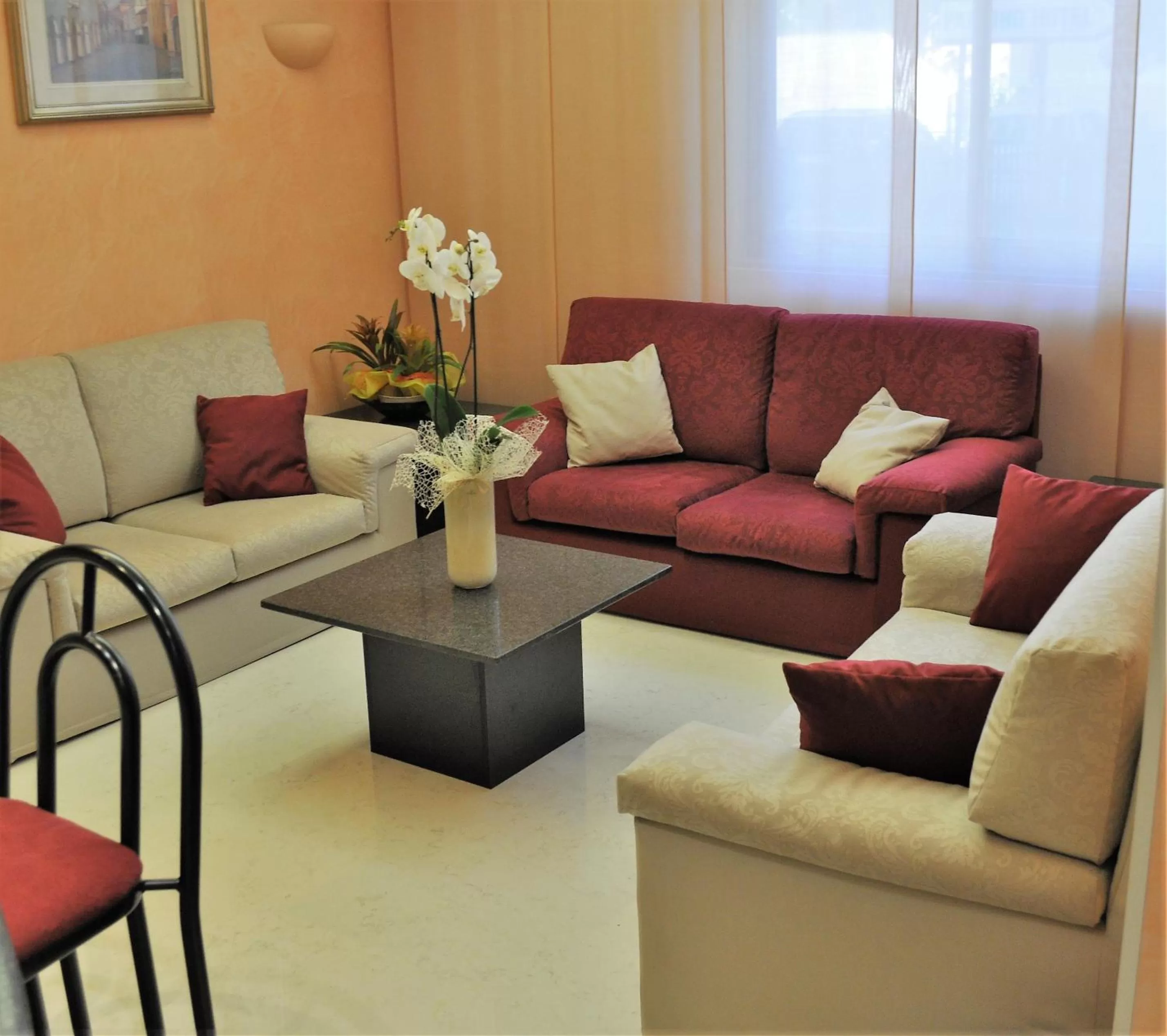 Lounge or bar in Hotel Garibaldi