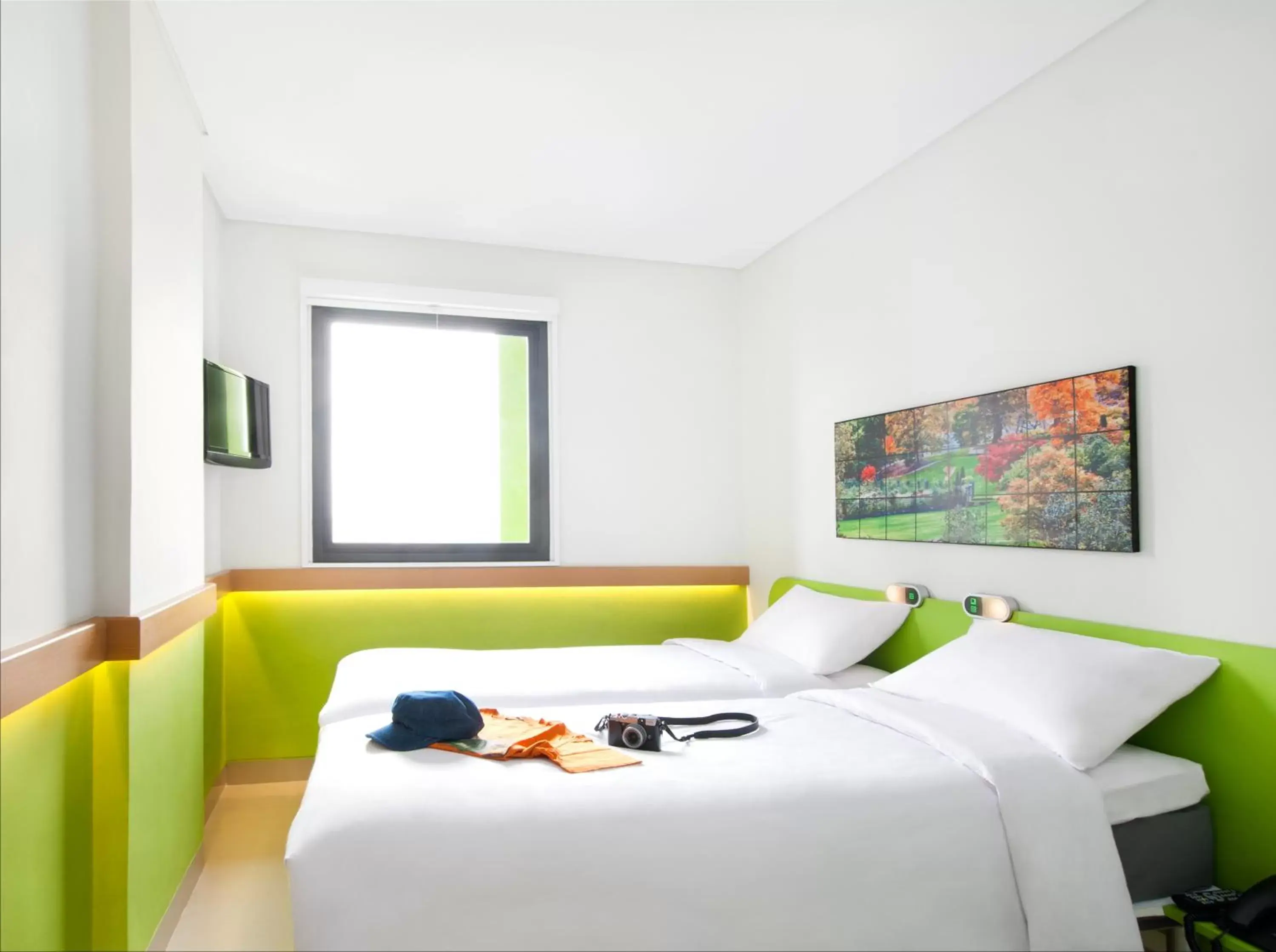 Bedroom, Bed in Ibis Budget Jakarta Daan Mogot