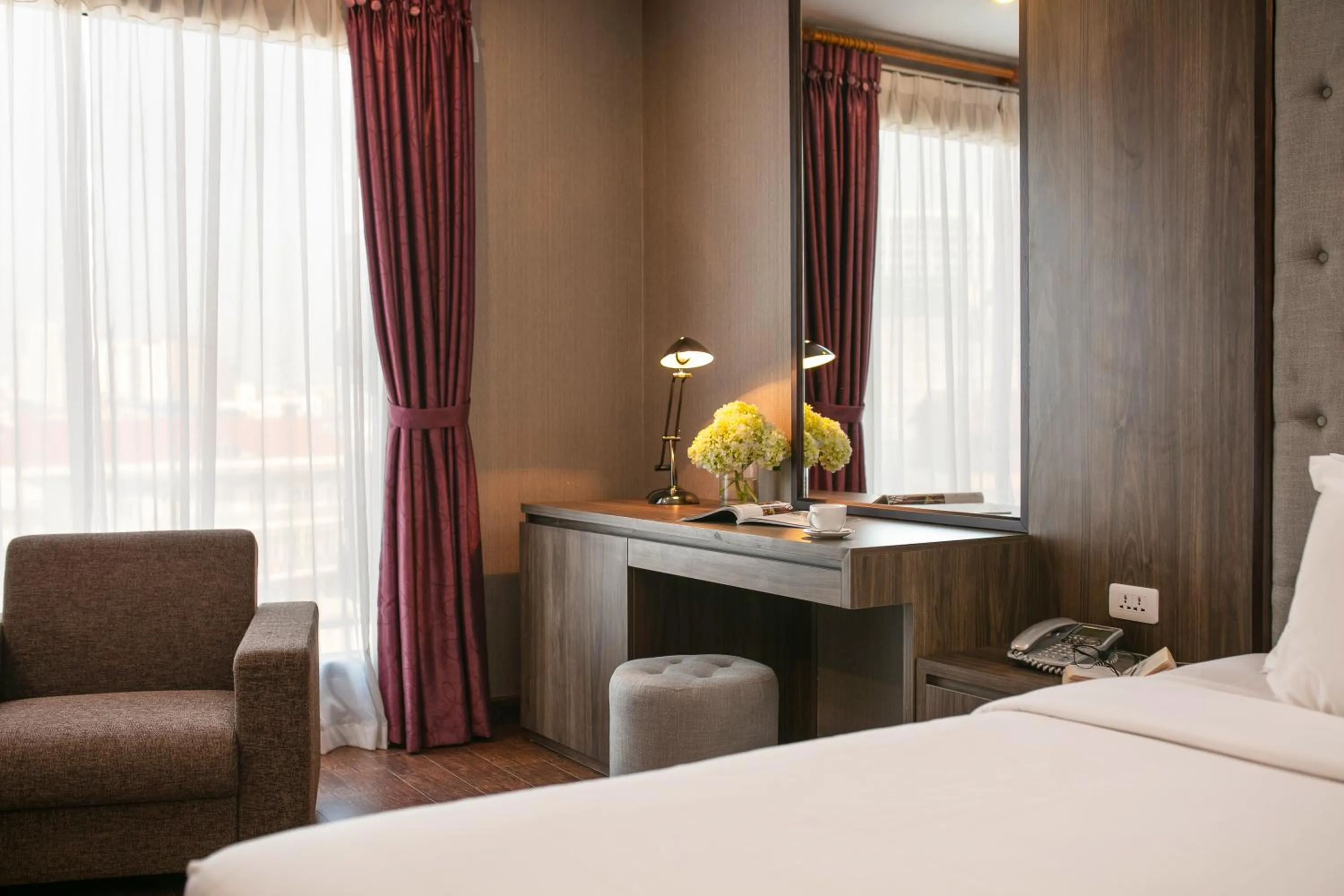 City view, Bed in Sen Luxury Hotel - Managed by Sen Hotel Group