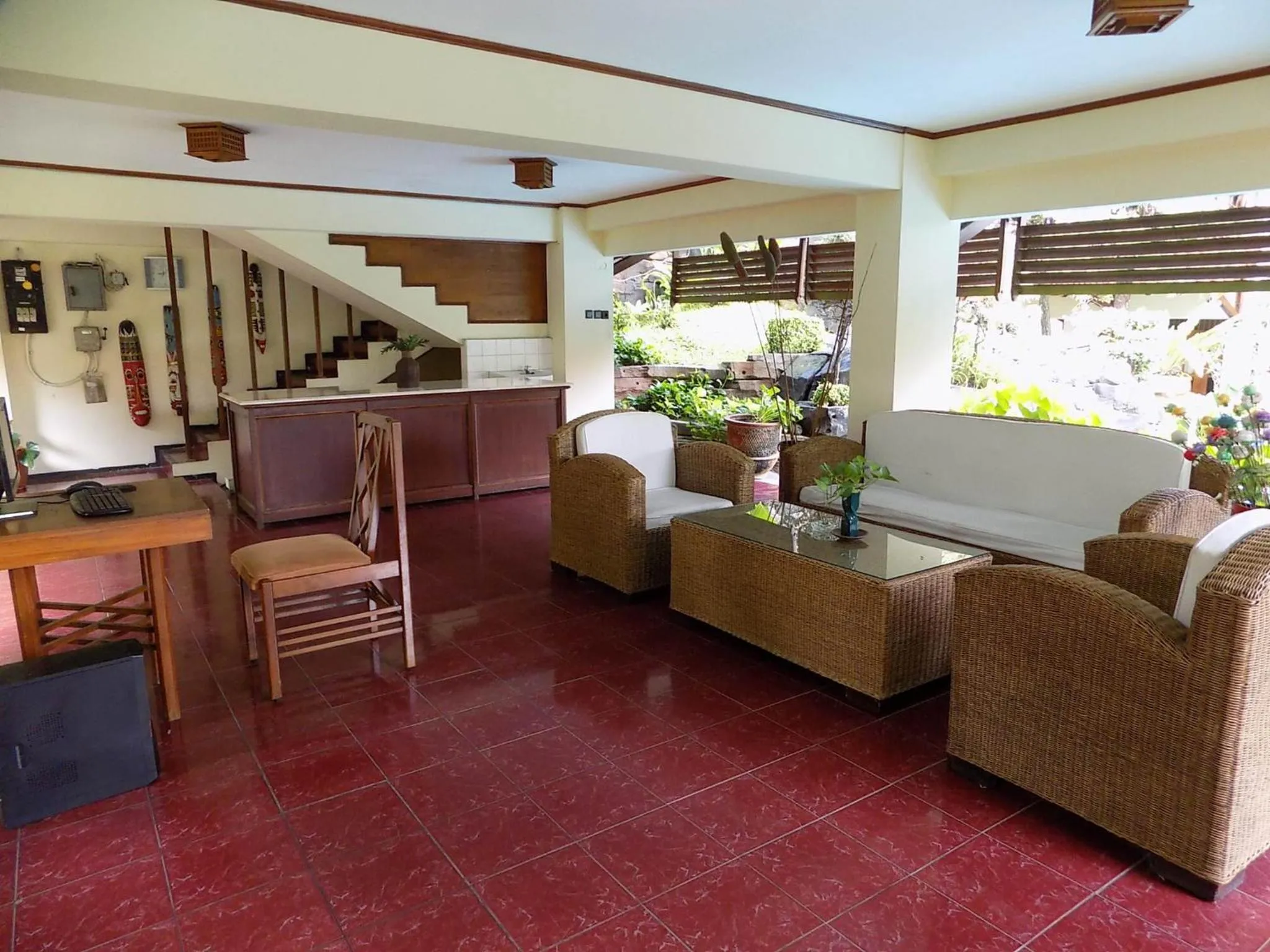 Seating area in Duta Garden Hotel