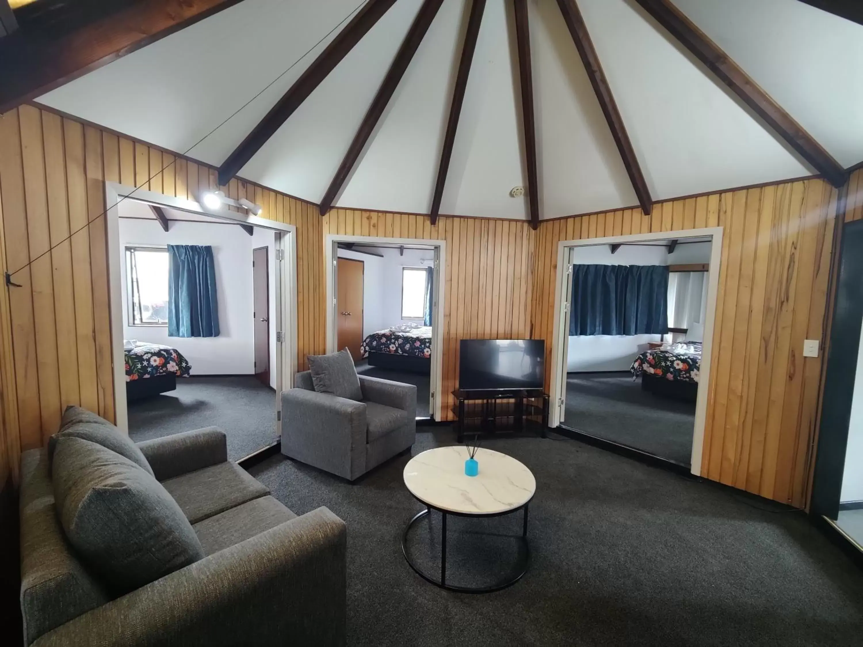 Living room, Seating Area in PURE Motel & Pure Guest House