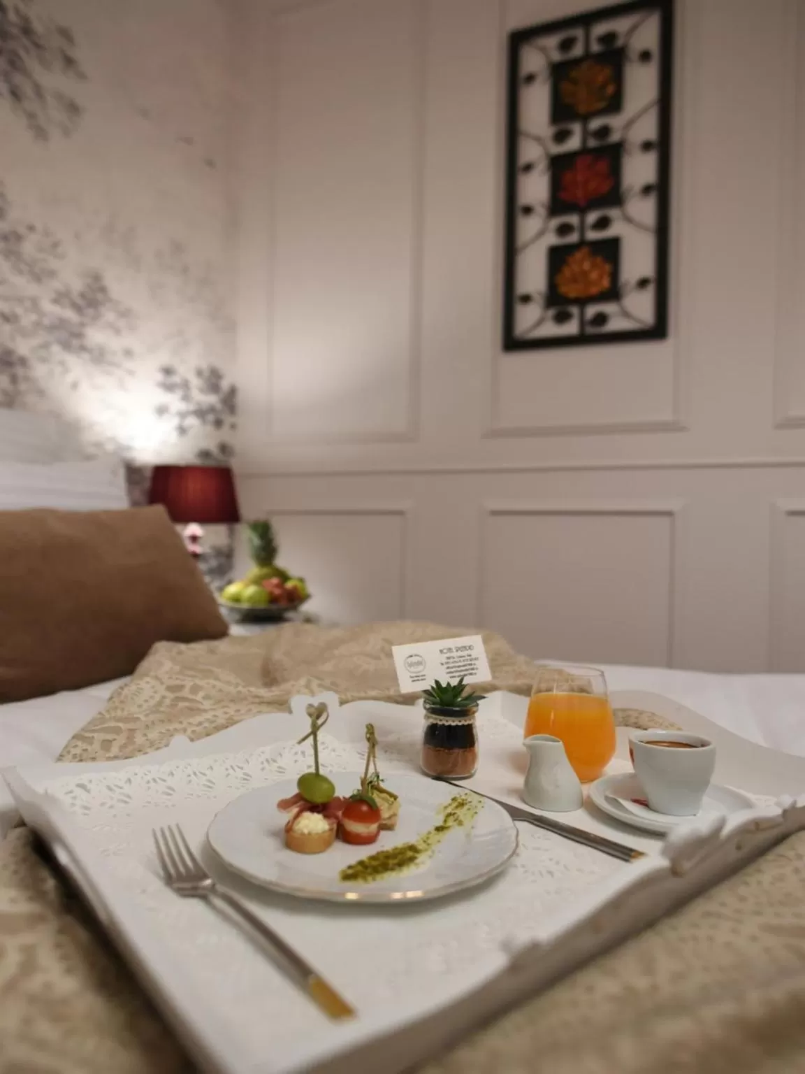 Food and drinks in Hotel Splendid 1900