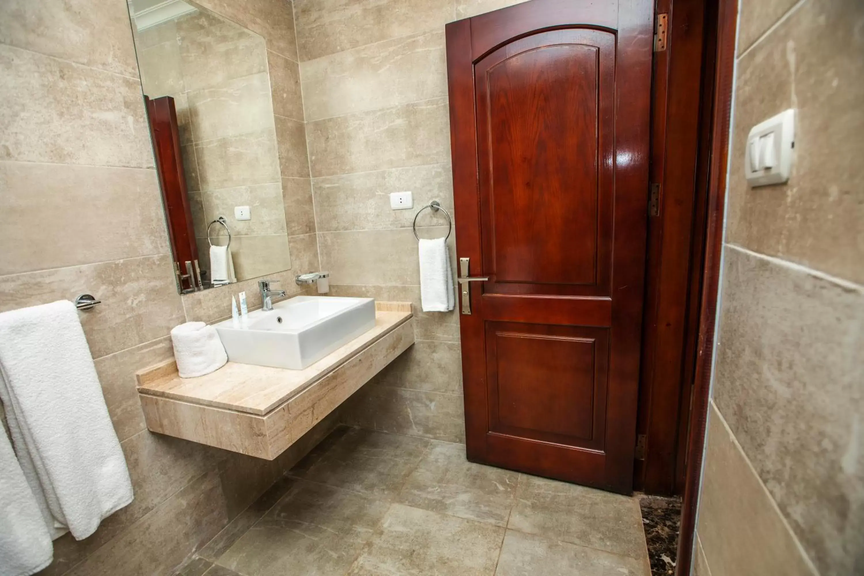 Shower, Bathroom in AIFU Hotel El Montazah Alexandria