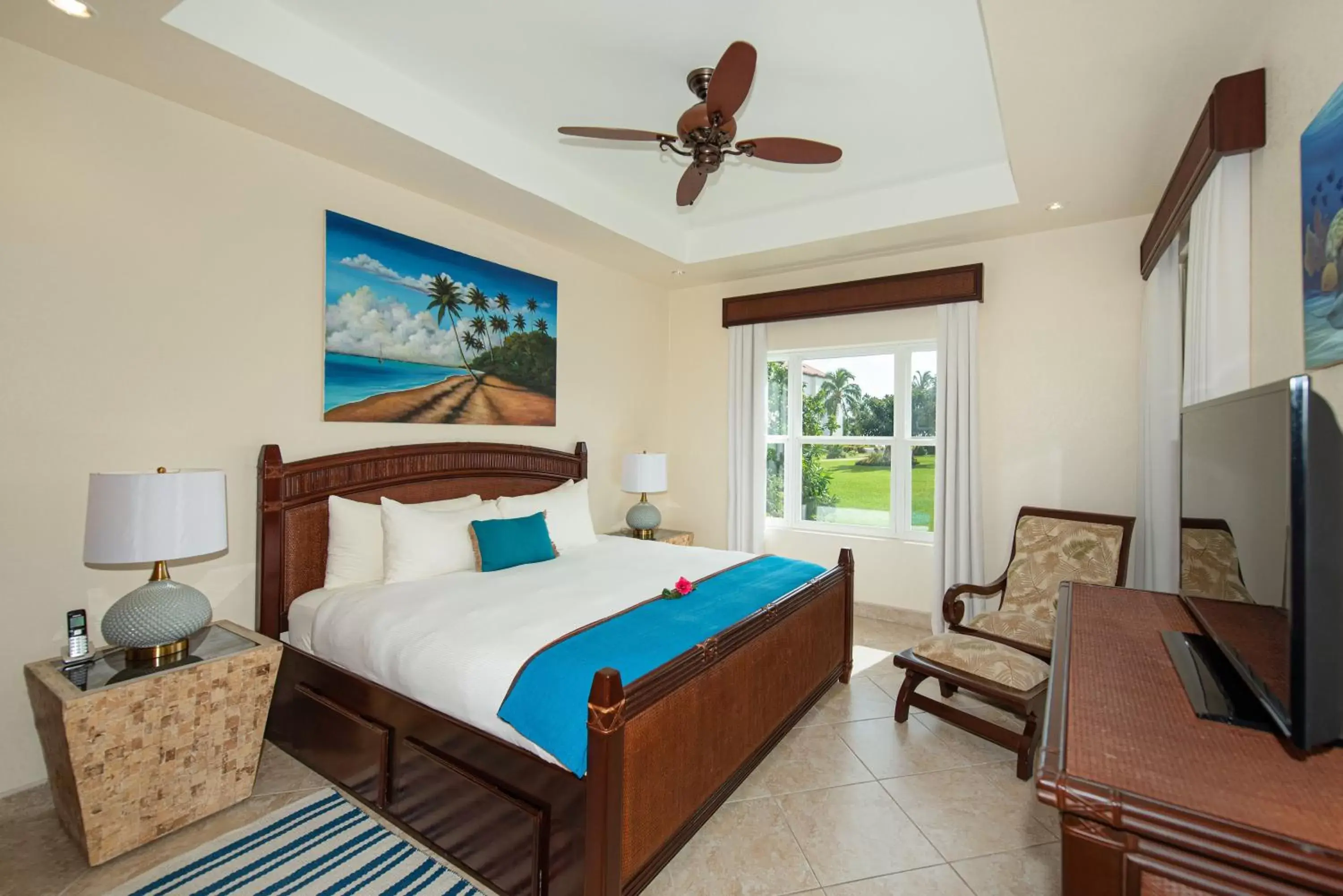 Bedroom, Bed in Grand Caribe Belize