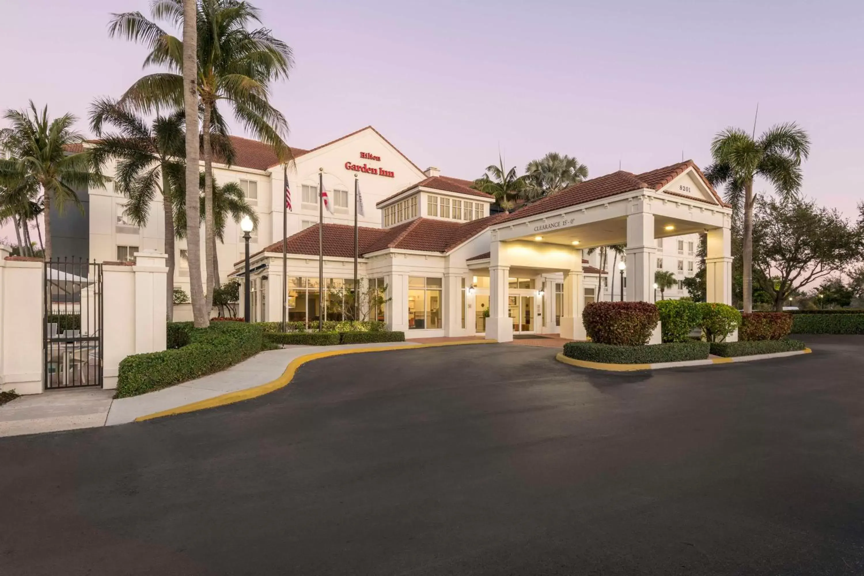 Property Building in Hilton Garden Inn Boca Raton