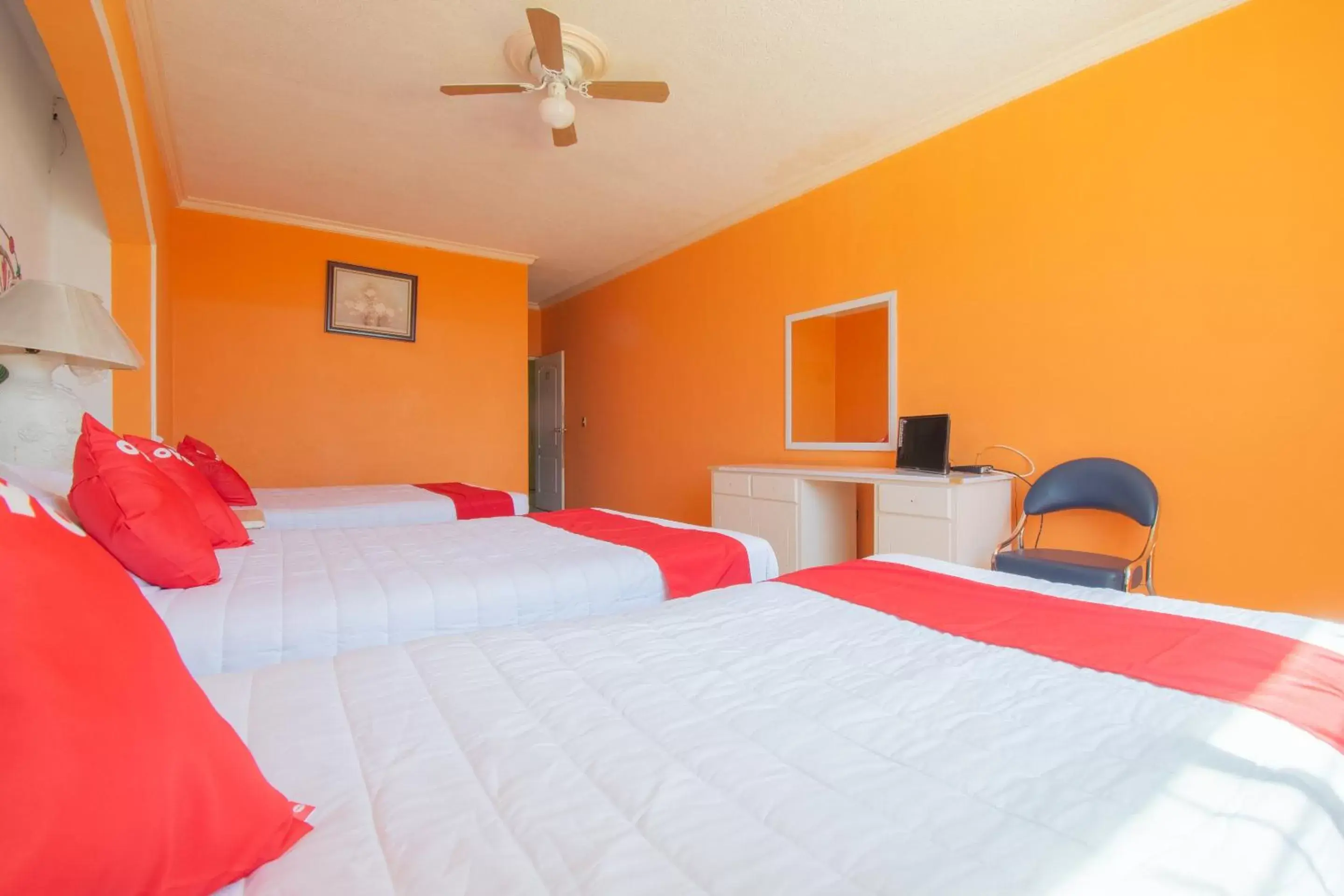 Bedroom in OYO Hotel Casino Del Valle, Matehuala Bedroom in OYO Hotel Casino Del Valle, Matehuala