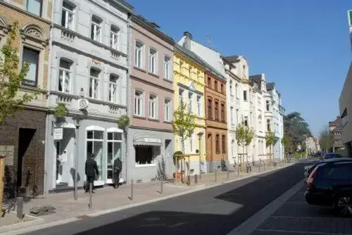 Facade/entrance in Balthasar Neumann Speiserei & Gästehaus - Zentrum Brühl -