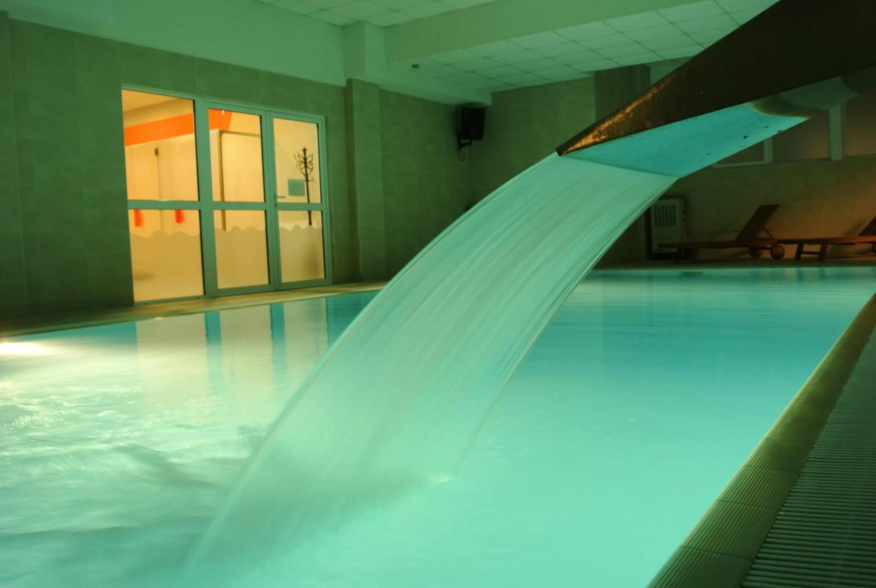 Swimming pool in Hotel Slodes