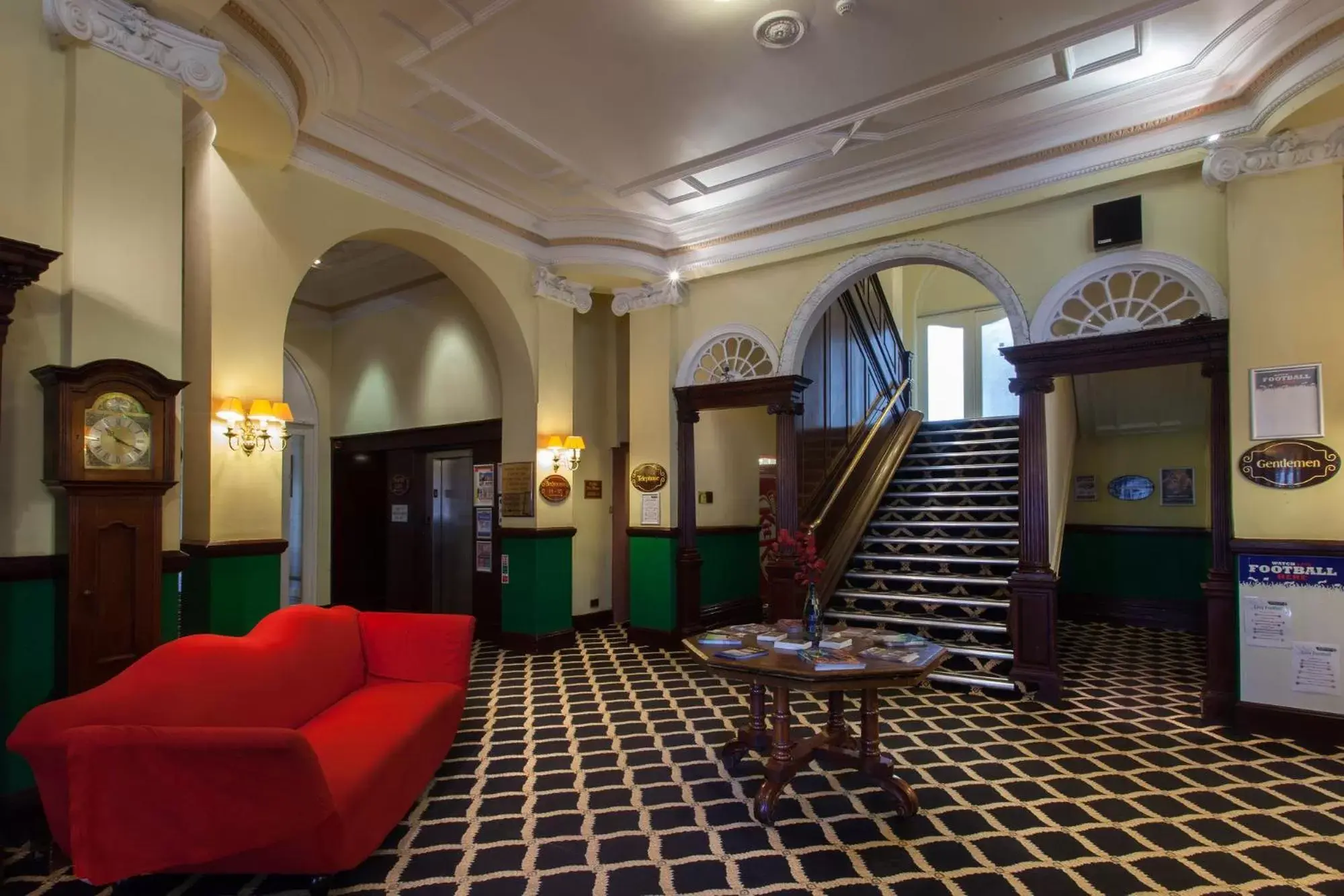 Lobby or reception, Lobby/Reception in Prince Of Wales Hotel
