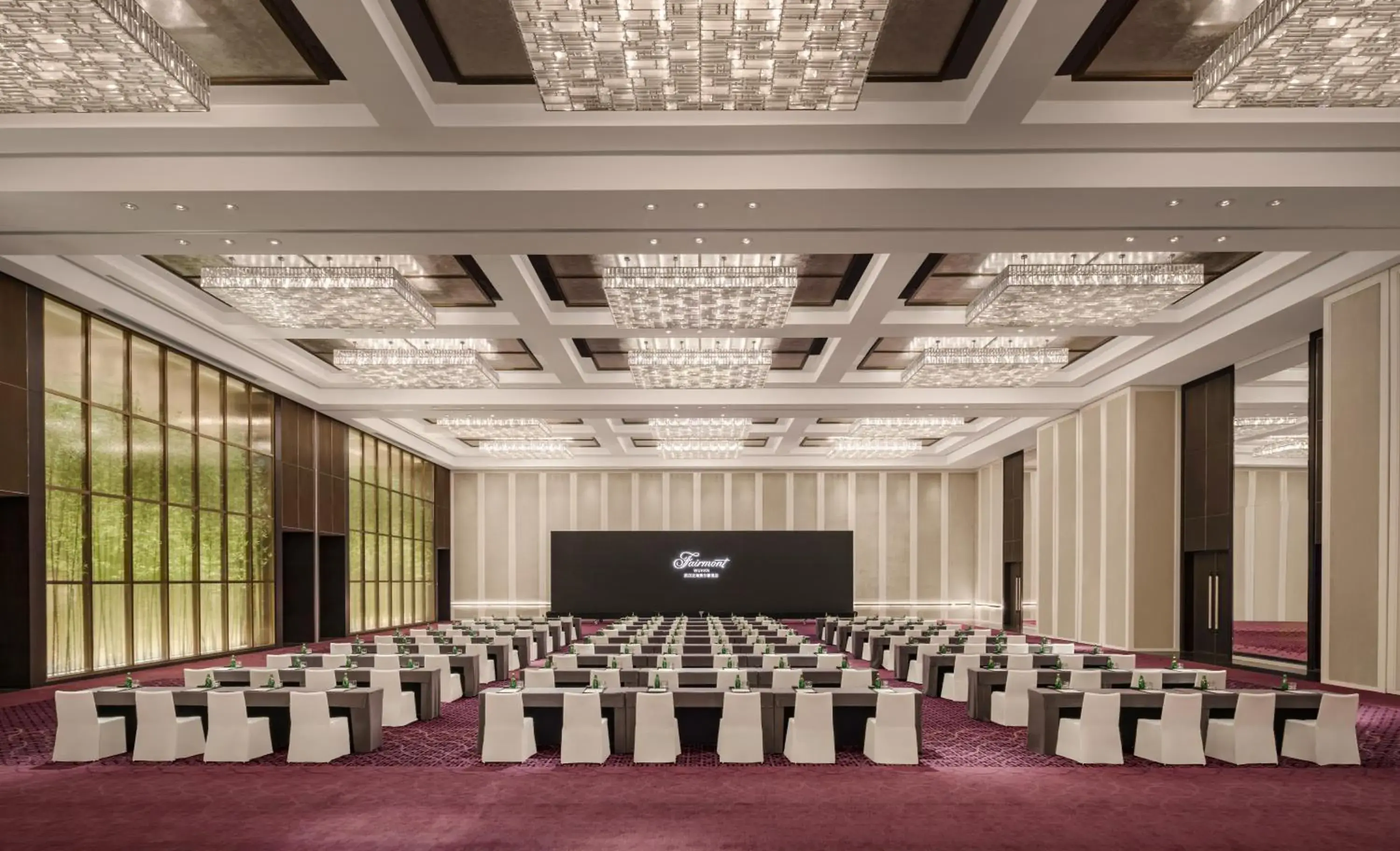 Meeting/conference room in Fairmont Wuhan