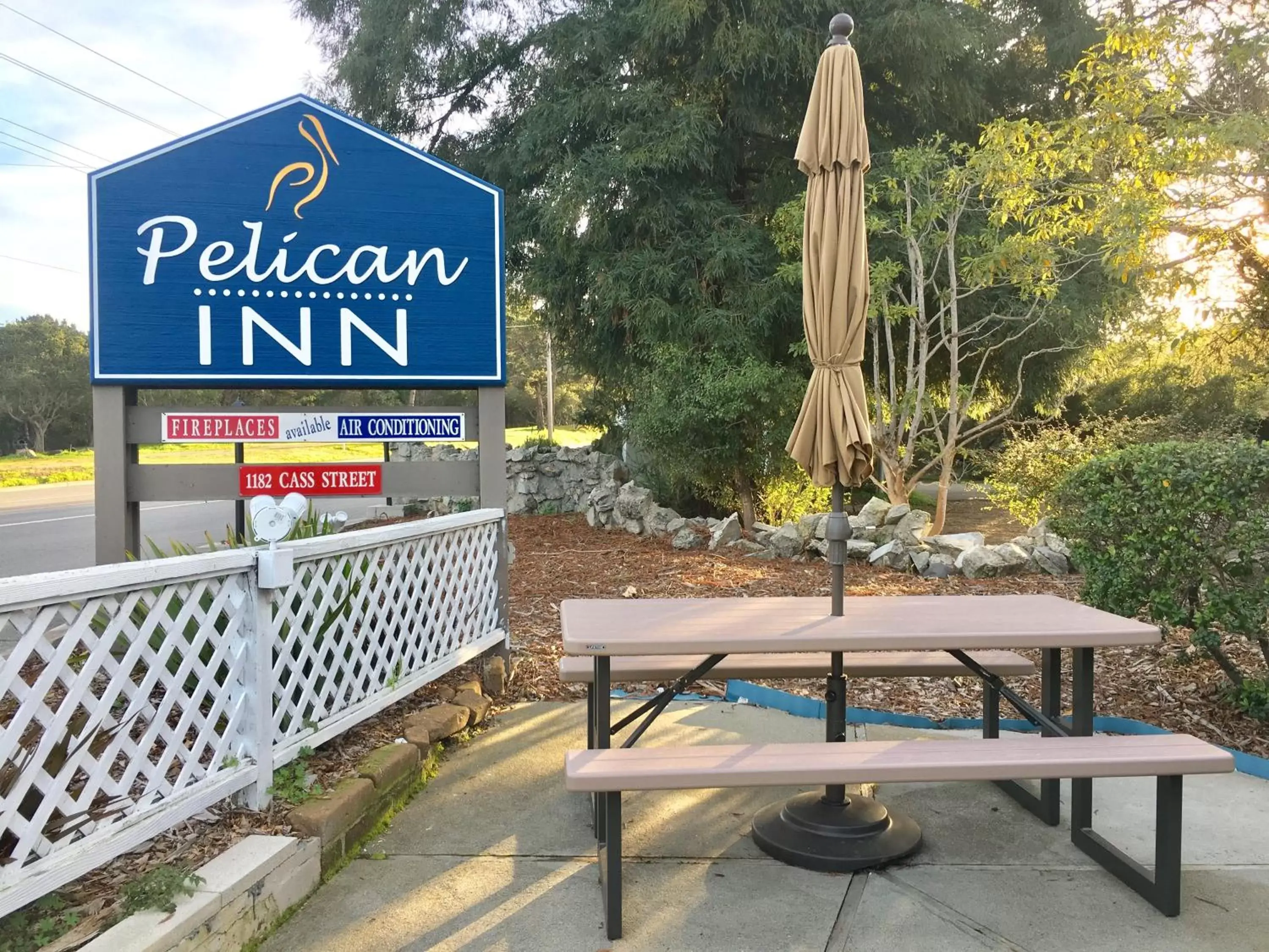 Area and facilities in Pelican Inn