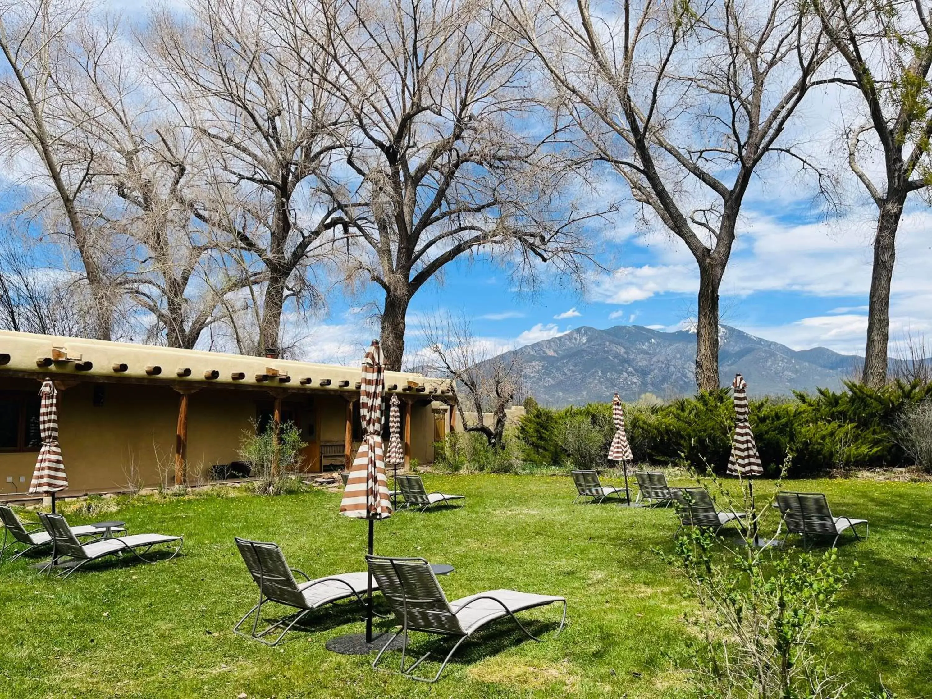 Mountain view in Hacienda Del Sol