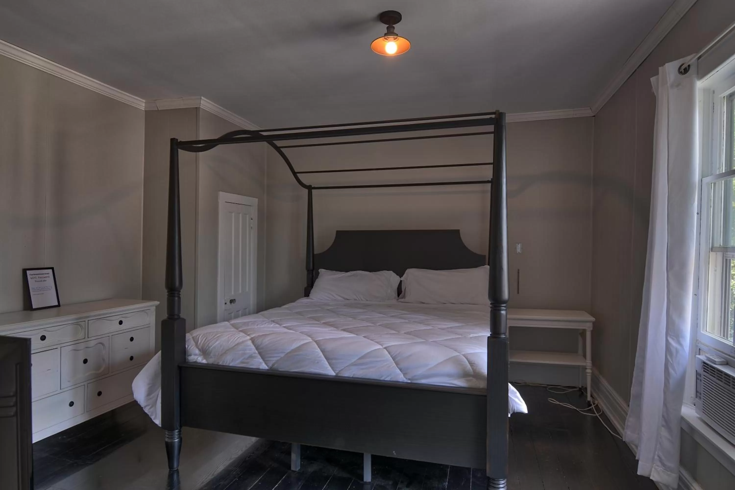 Bed in Charlevoix House