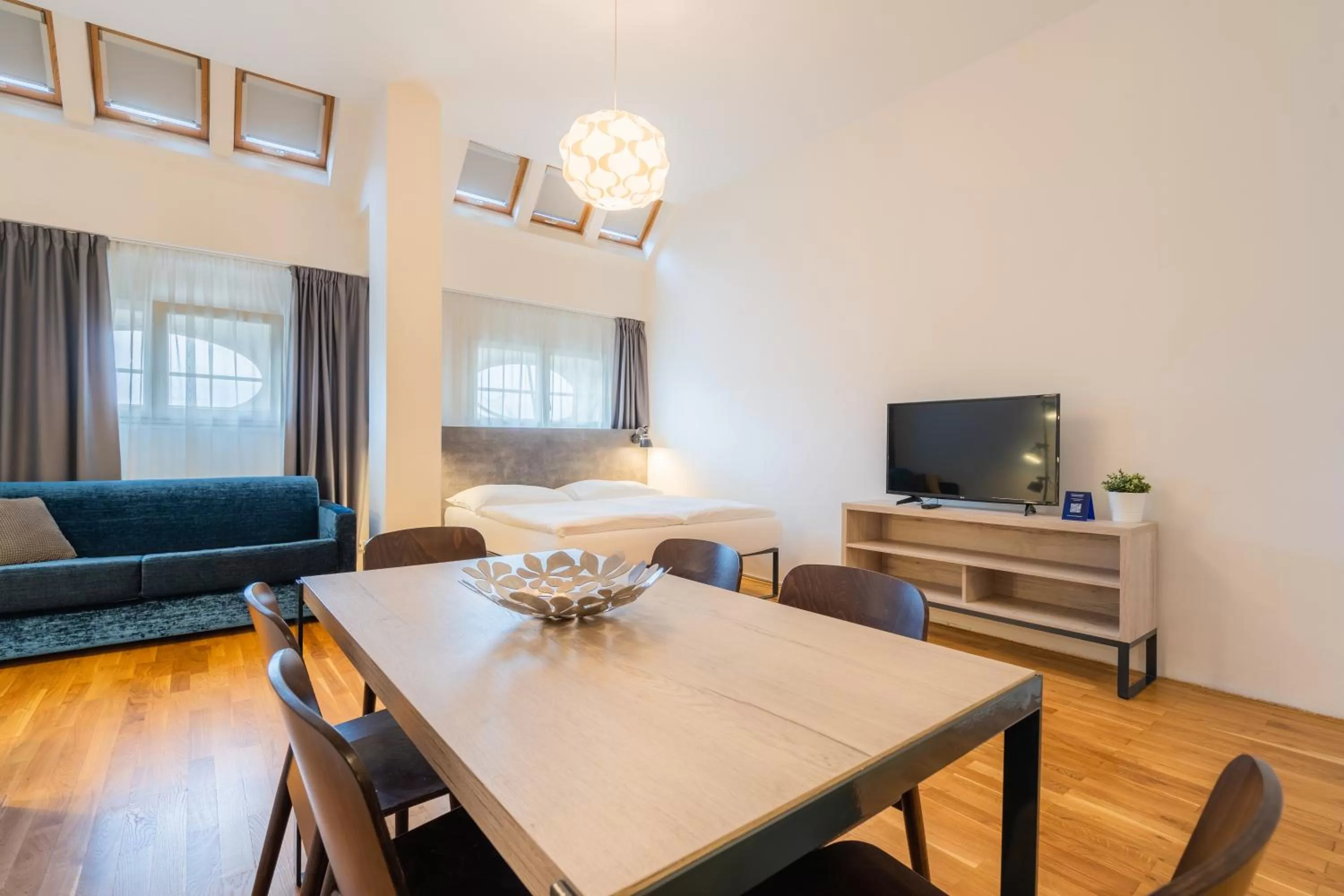 Bed in EA ApartHotel Melantrich