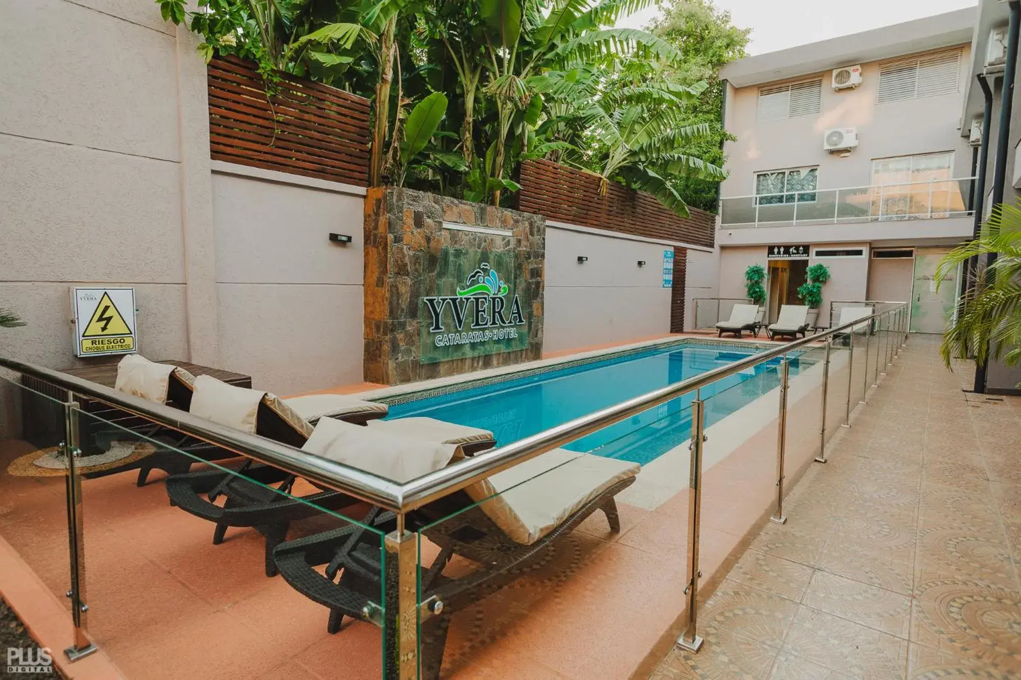 Patio, Swimming Pool in Yvera Cataratas